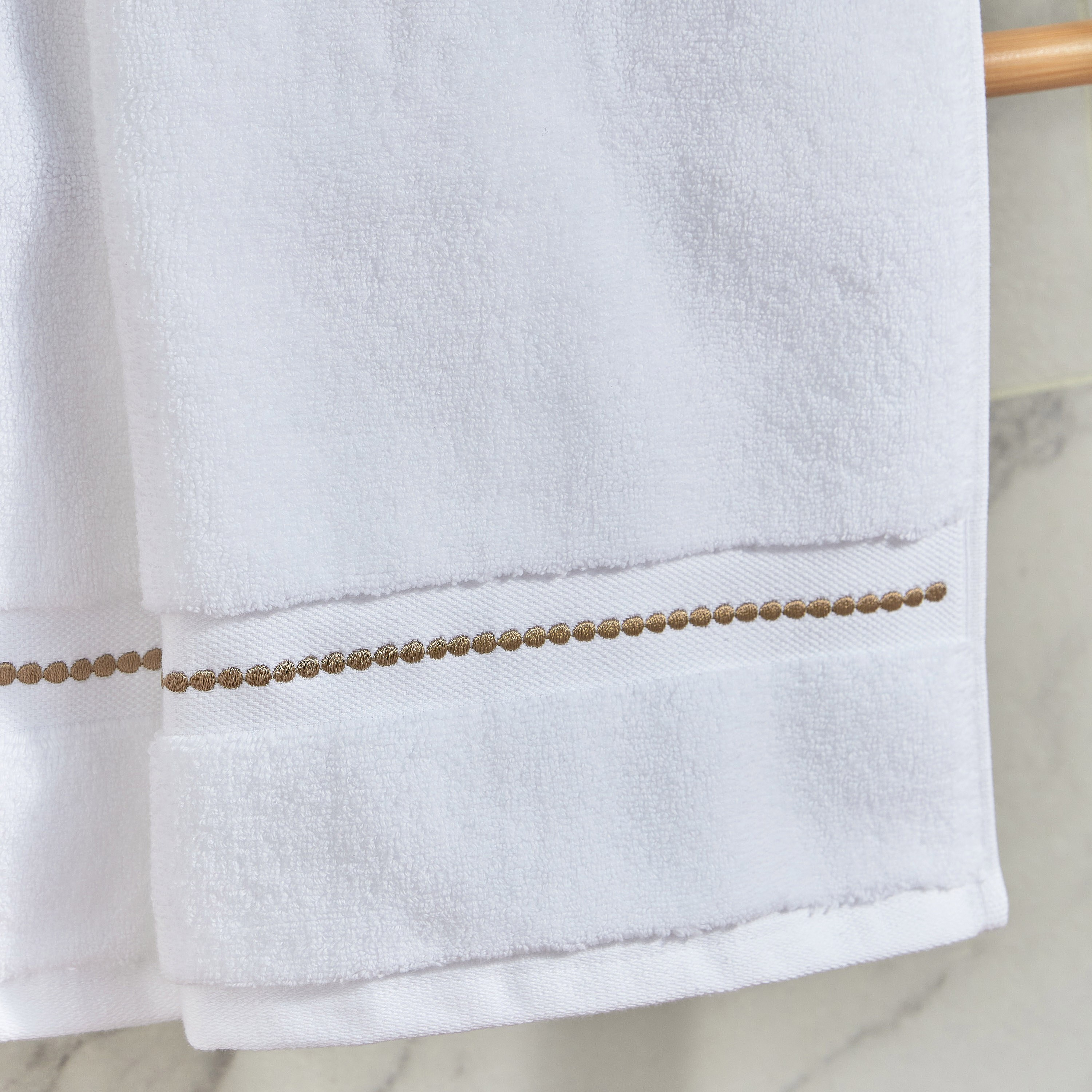 Varsailles Hand Towel - 50x90 cm-household-bathandlaundry-bathlinen-towels-image-2