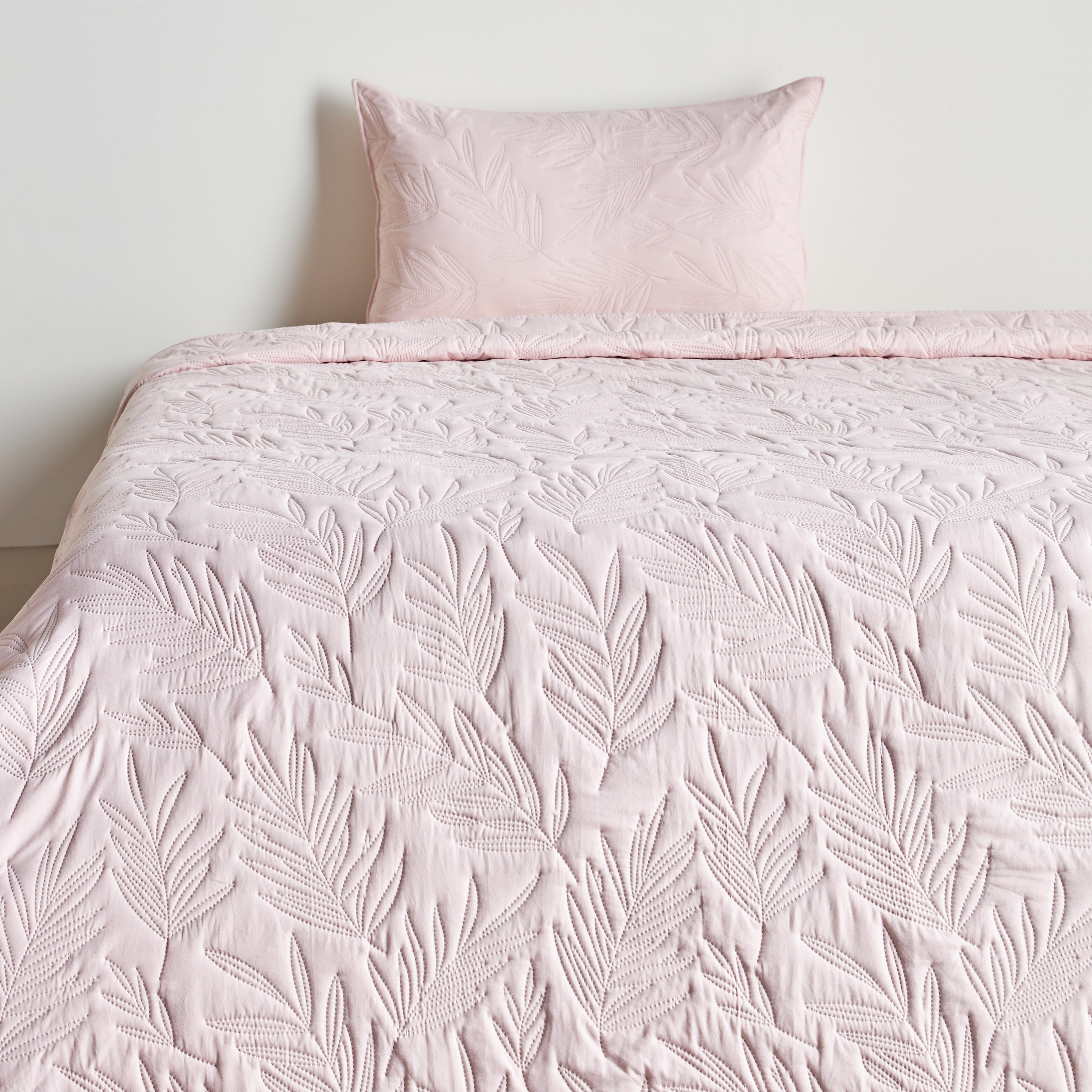 Justine 2-Piece Full Bedspread Set - 160x240-household-bedding-comfortersandbedspreads-bedspreads-image-2