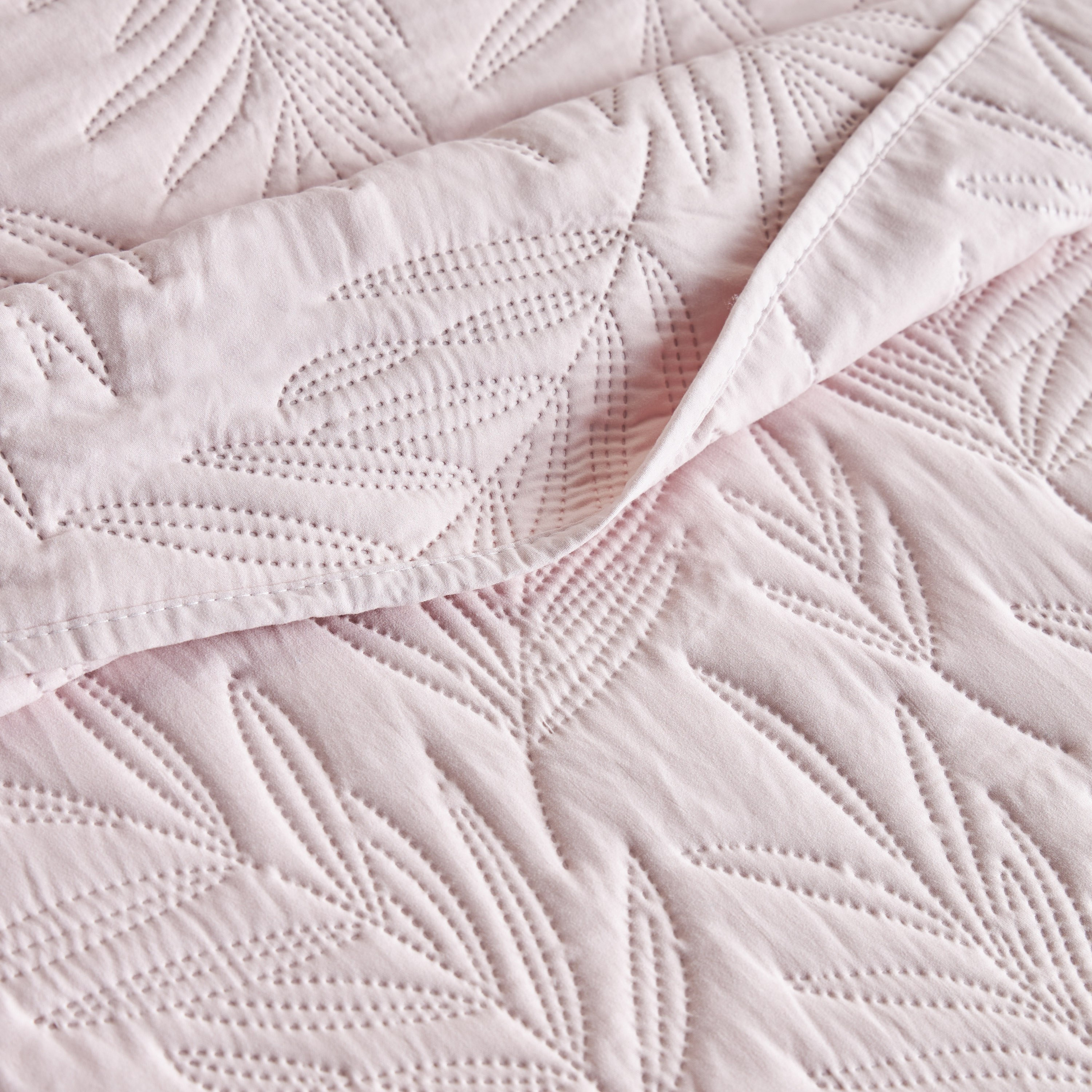 Justine 2-Piece Full Bedspread Set - 160x240-household-bedding-comfortersandbedspreads-bedspreads-image-4