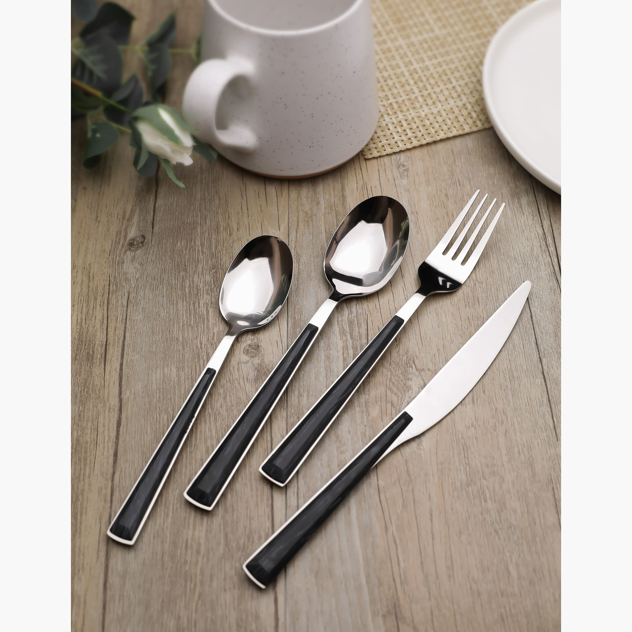 Woodie 16-Piece Cutlery Set - Serves 4-household-dining-cutlery-cutlerysets-image-2