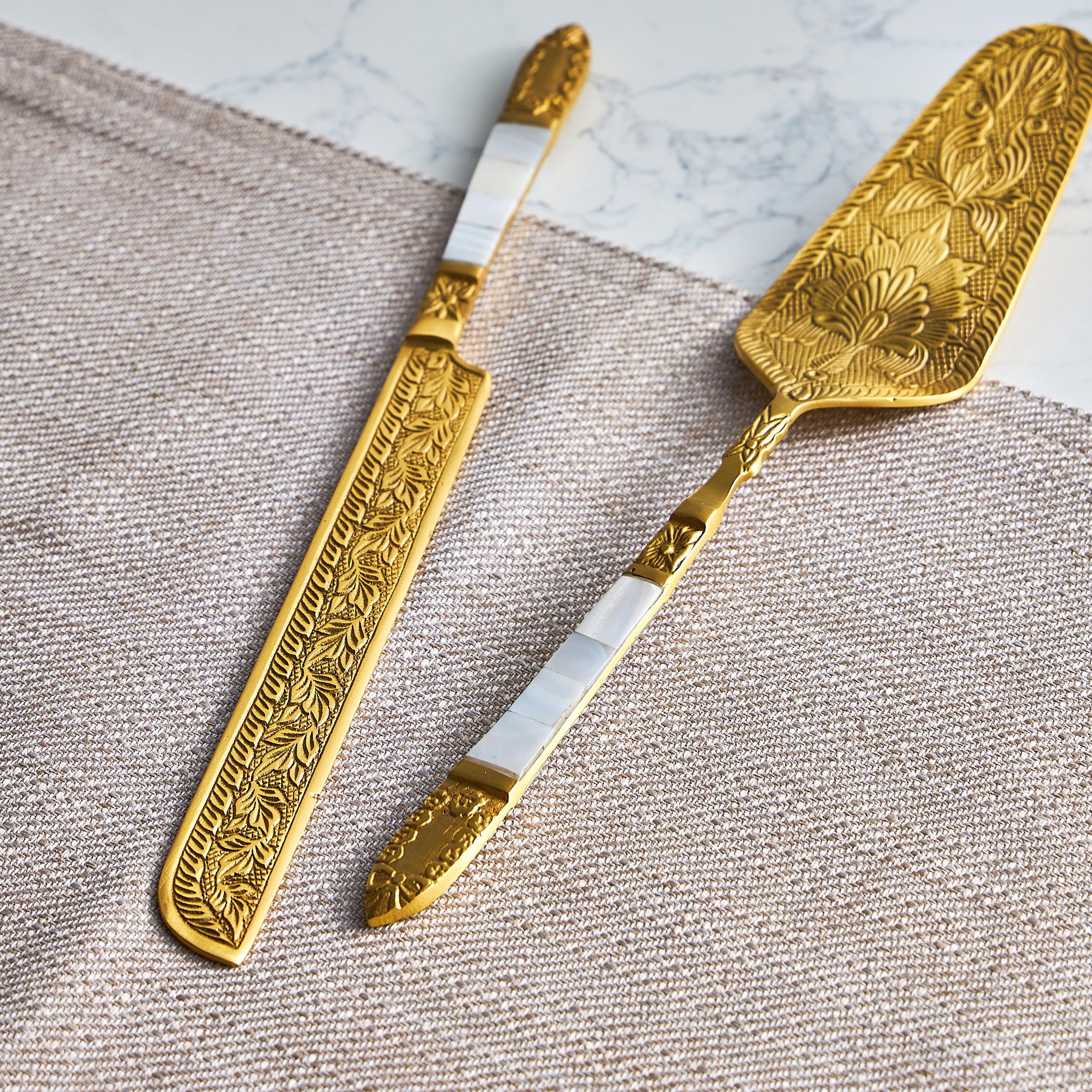 مجموعة تقديم كيك قطعتين - رويال-household-dining-cutlery-spoonsforksandknives-image-2
