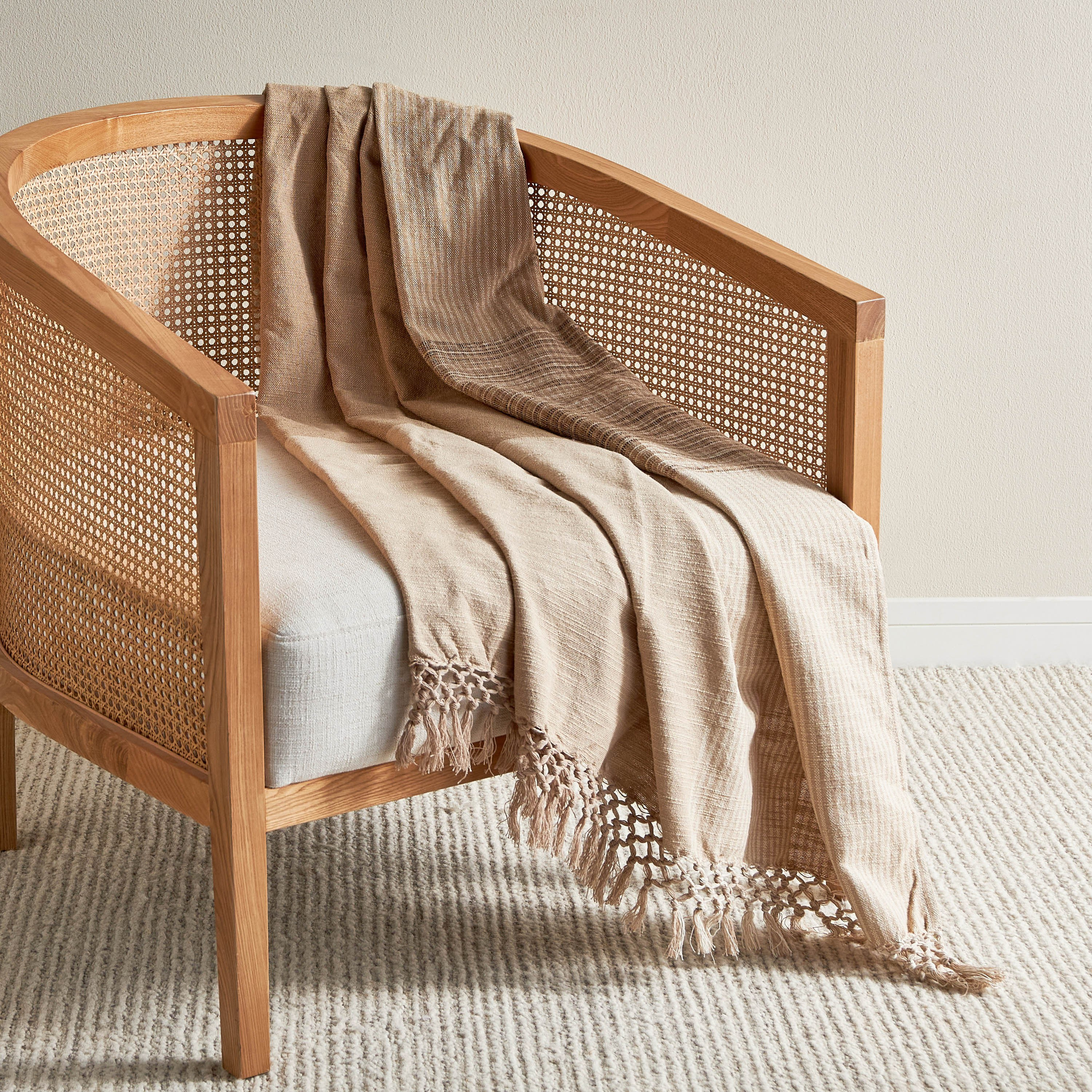 Coral Fleece Blanket - 130x170 cm-household-cushionsandthrows-throwsandblankets-blankets-image-1