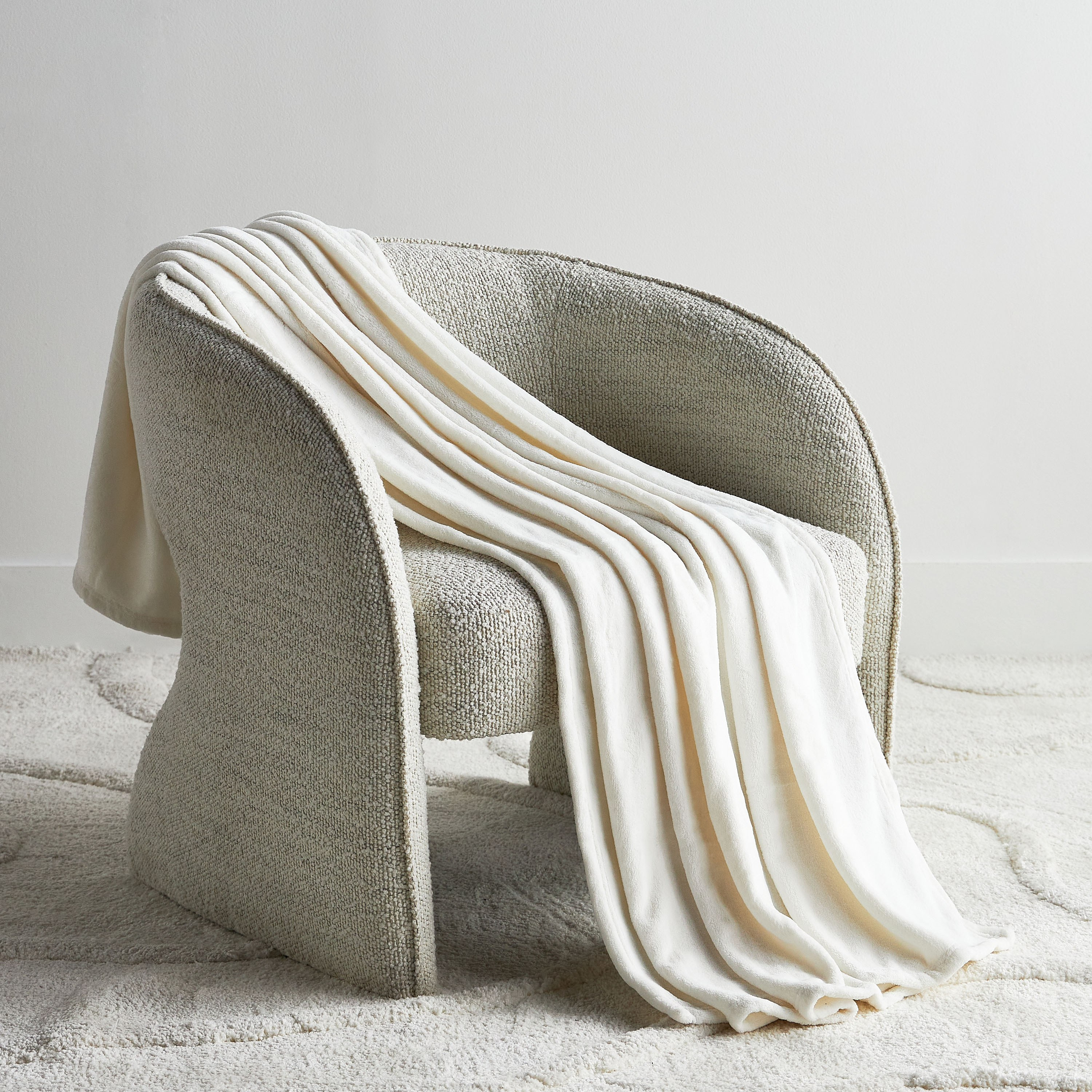 Coral Fleece Blanket - 130x170 cm-household-cushionsandthrows-throwsandblankets-blankets-image-1