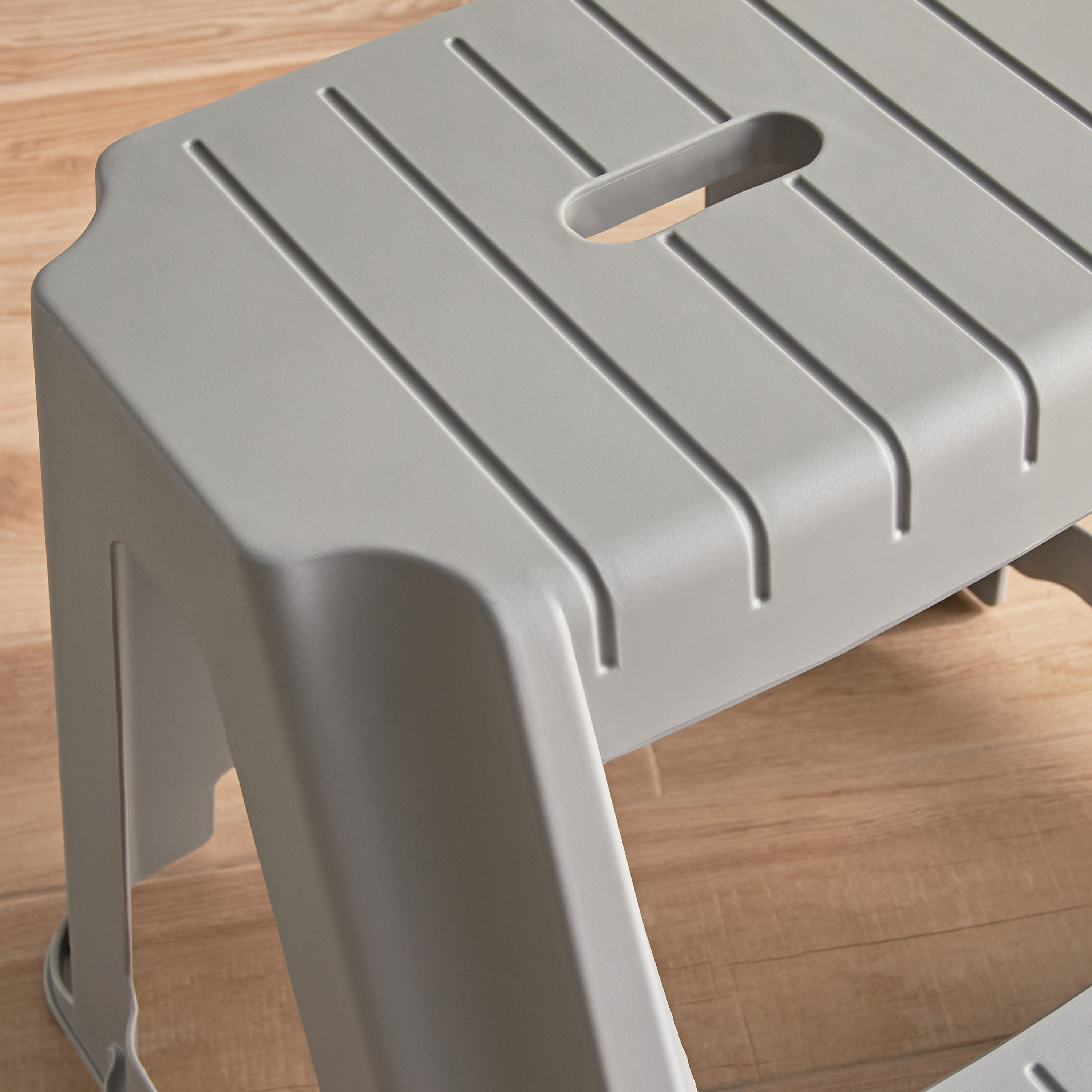 Mason Stool-household-bathandlaundry-bathroomorganizing-laddersandstools-image-3