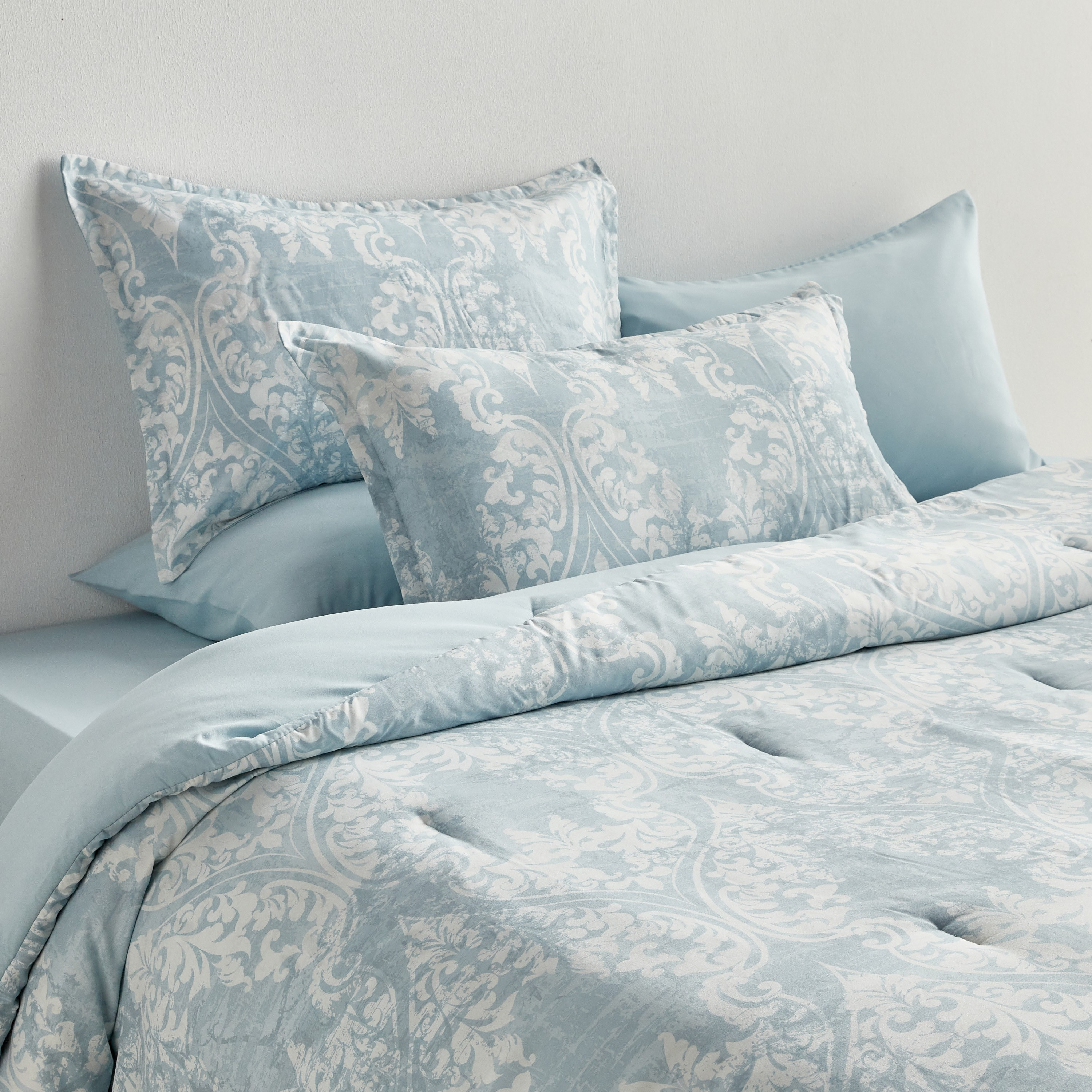 Boris Motif Print 6-Piece King Comforter and Sheet Set - 220x240 cm
