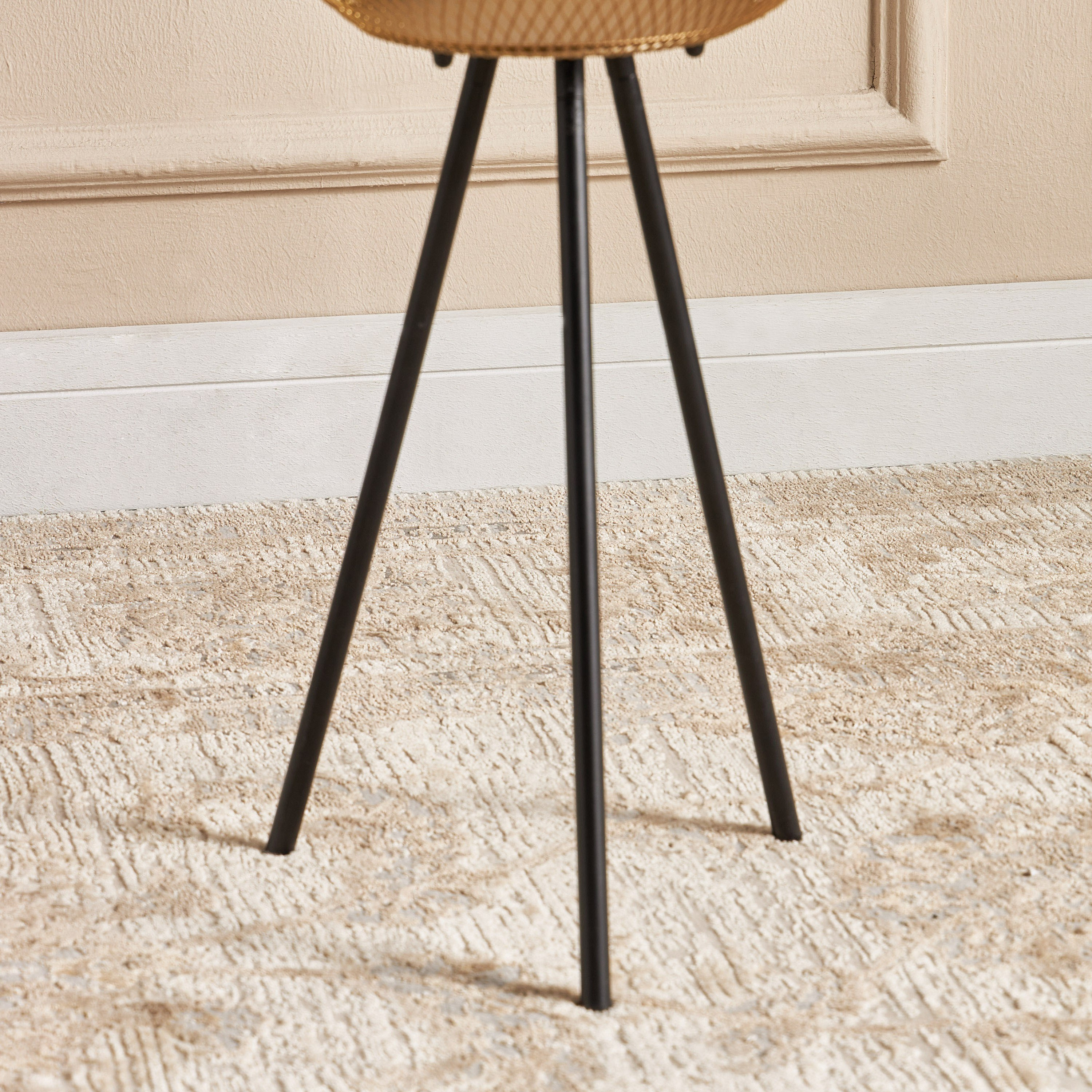 Knight Metal Planter with Tripod Stand - 58 cm-household-gardenandoutdoor-potsandplanters-planters-image-2