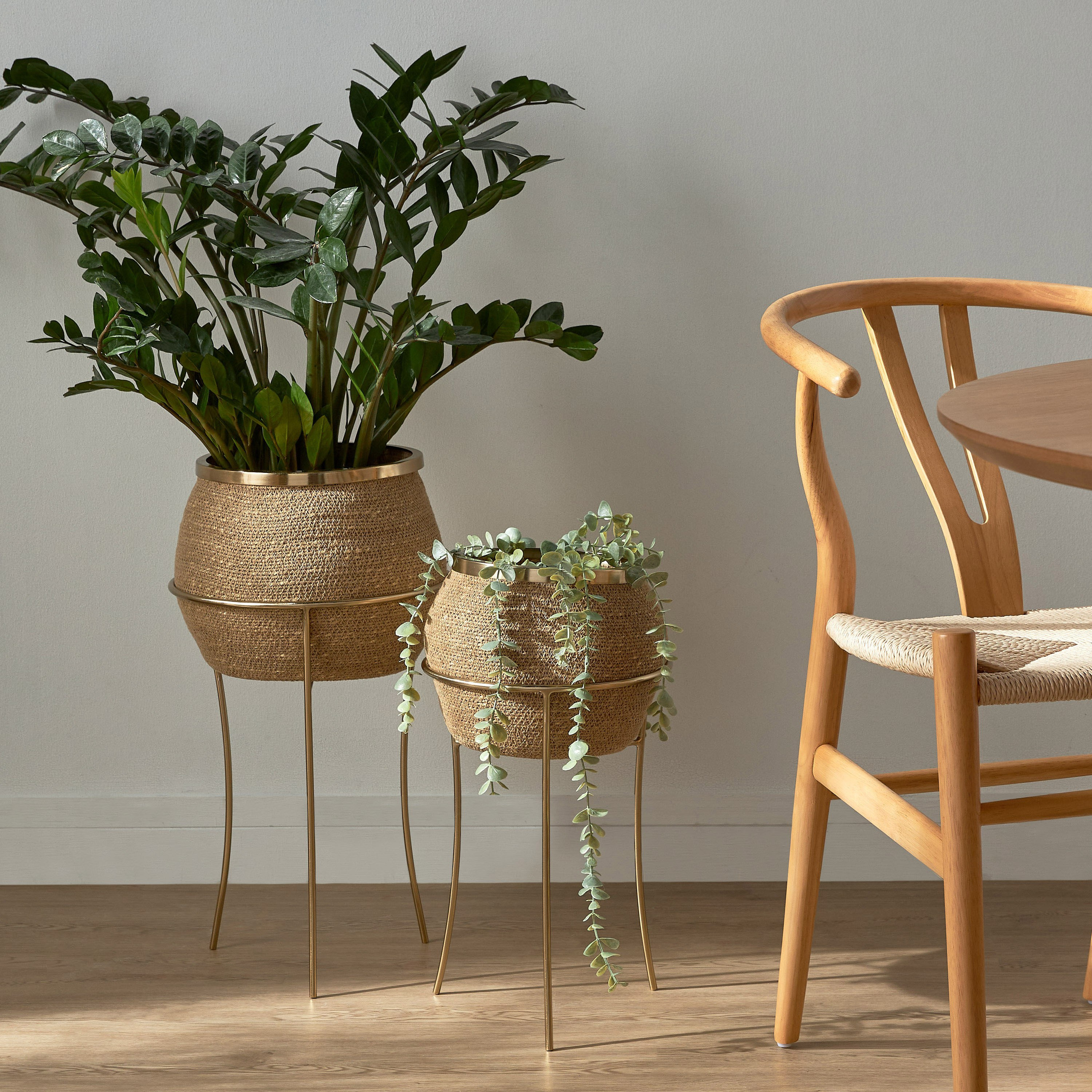 Natura Urna Seagress and Metal Planter with Stand - 70 cm-household-gardenandoutdoor-potsandplanters-planters-image-4