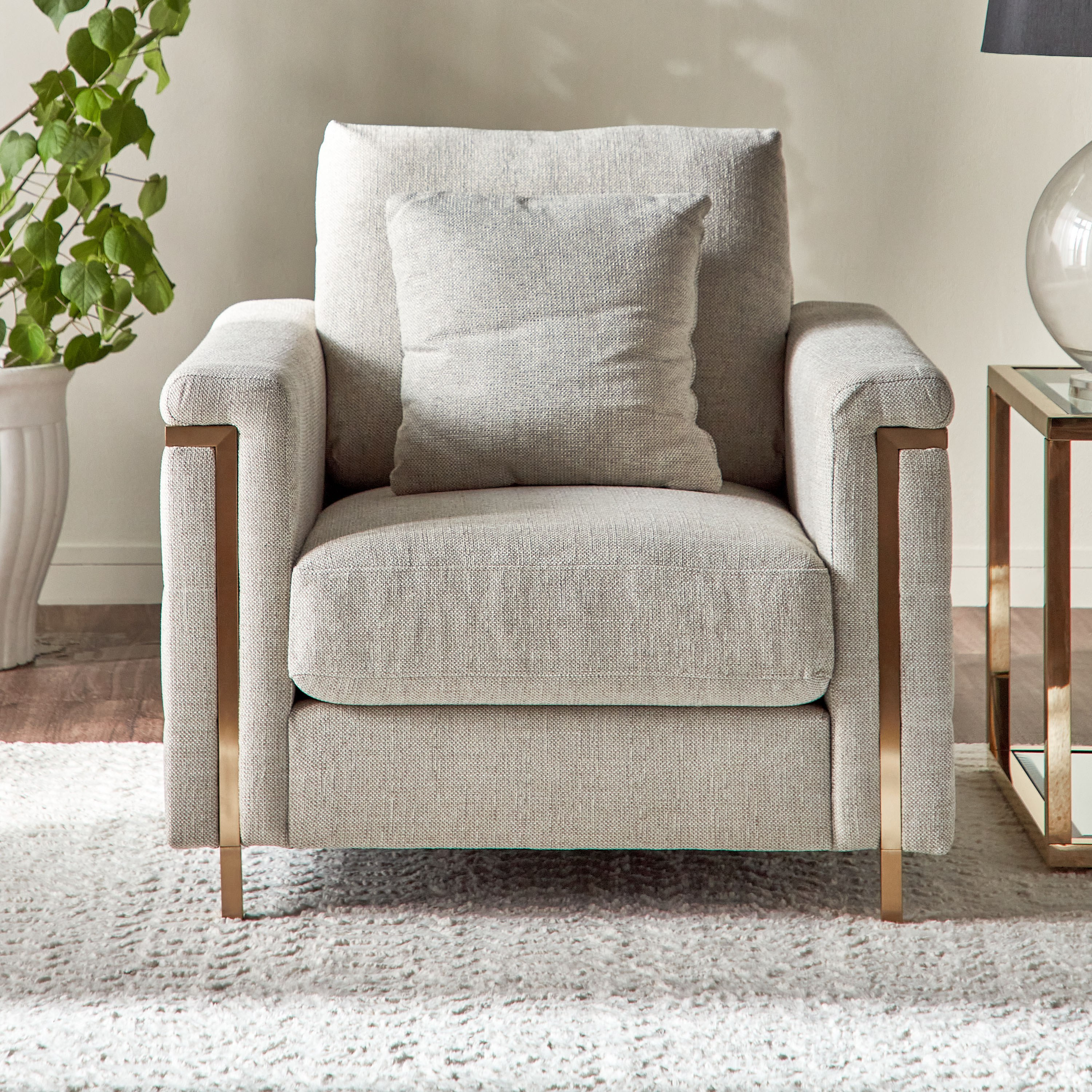مقعد قماشي بمساند ذراعين من مودينا-furniture-sofaandseating-armchairs-image-2