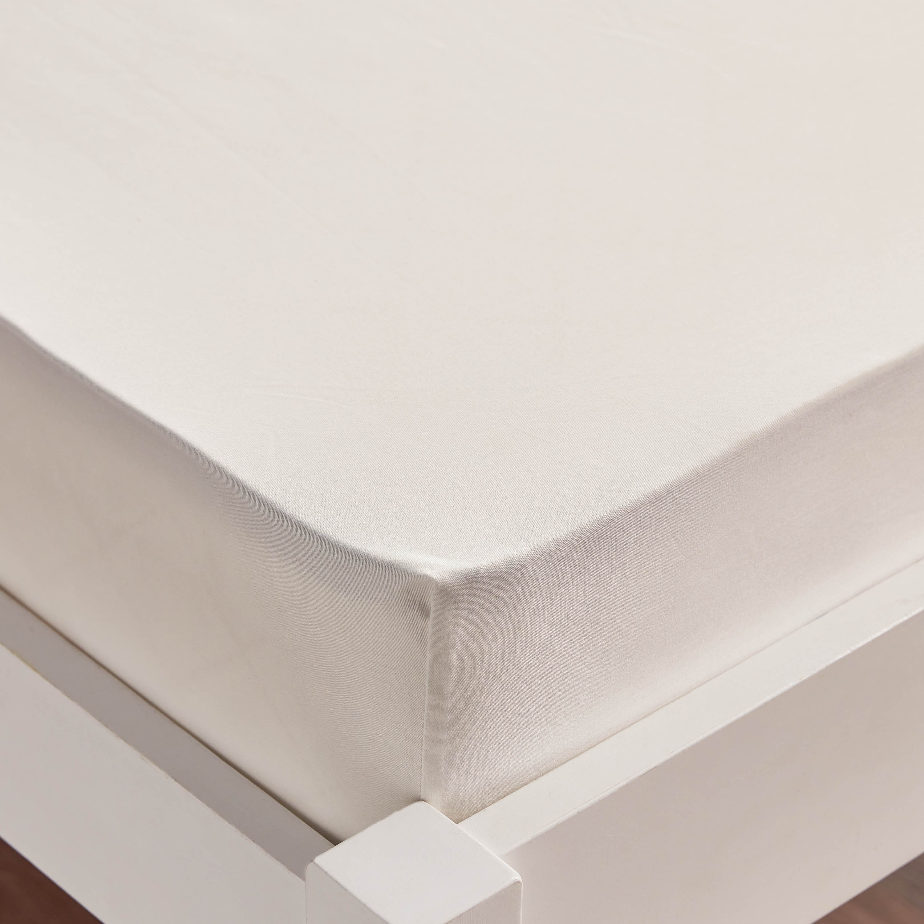 Weavistry Cotton 220 Thread Count Single Fitted Sheet - 90x200 cm-kids-beddingandwindows-bedding-fittedandflatsheets-image-1
