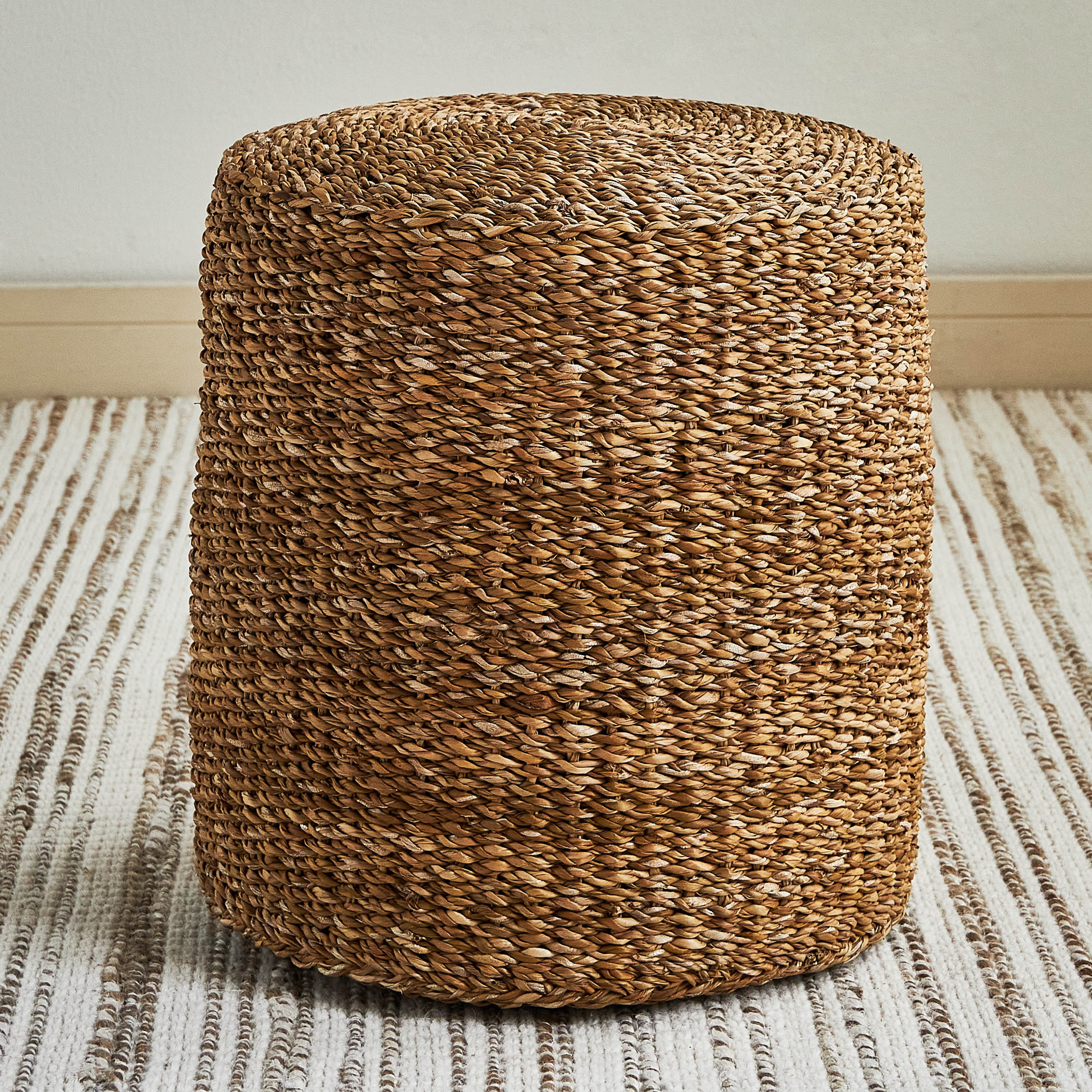 Avens Pouf - 40x40 cm-household-cushionsandthrows-poufs-image-1