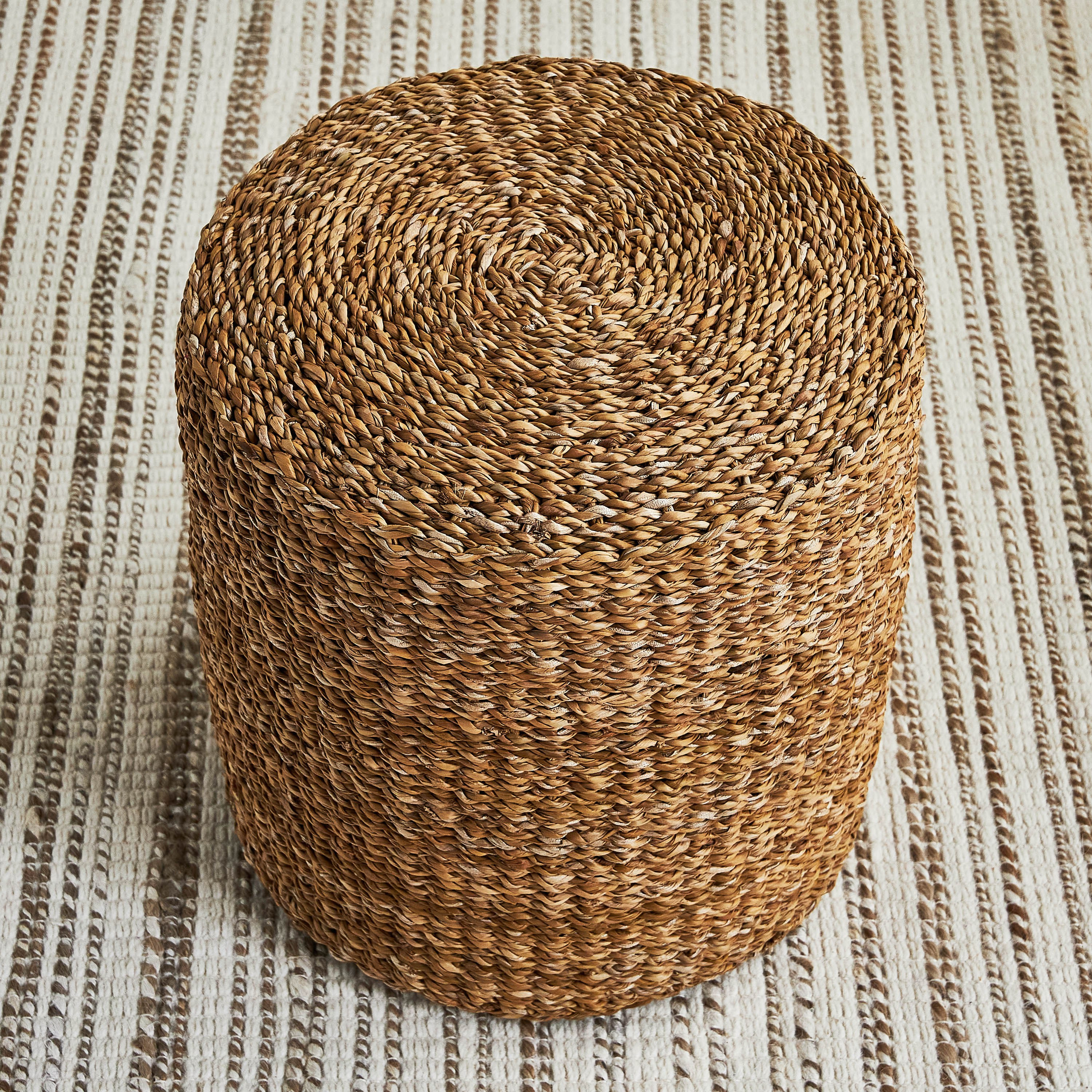 Avens Pouf - 40x40 cm-household-cushionsandthrows-poufs-image-2