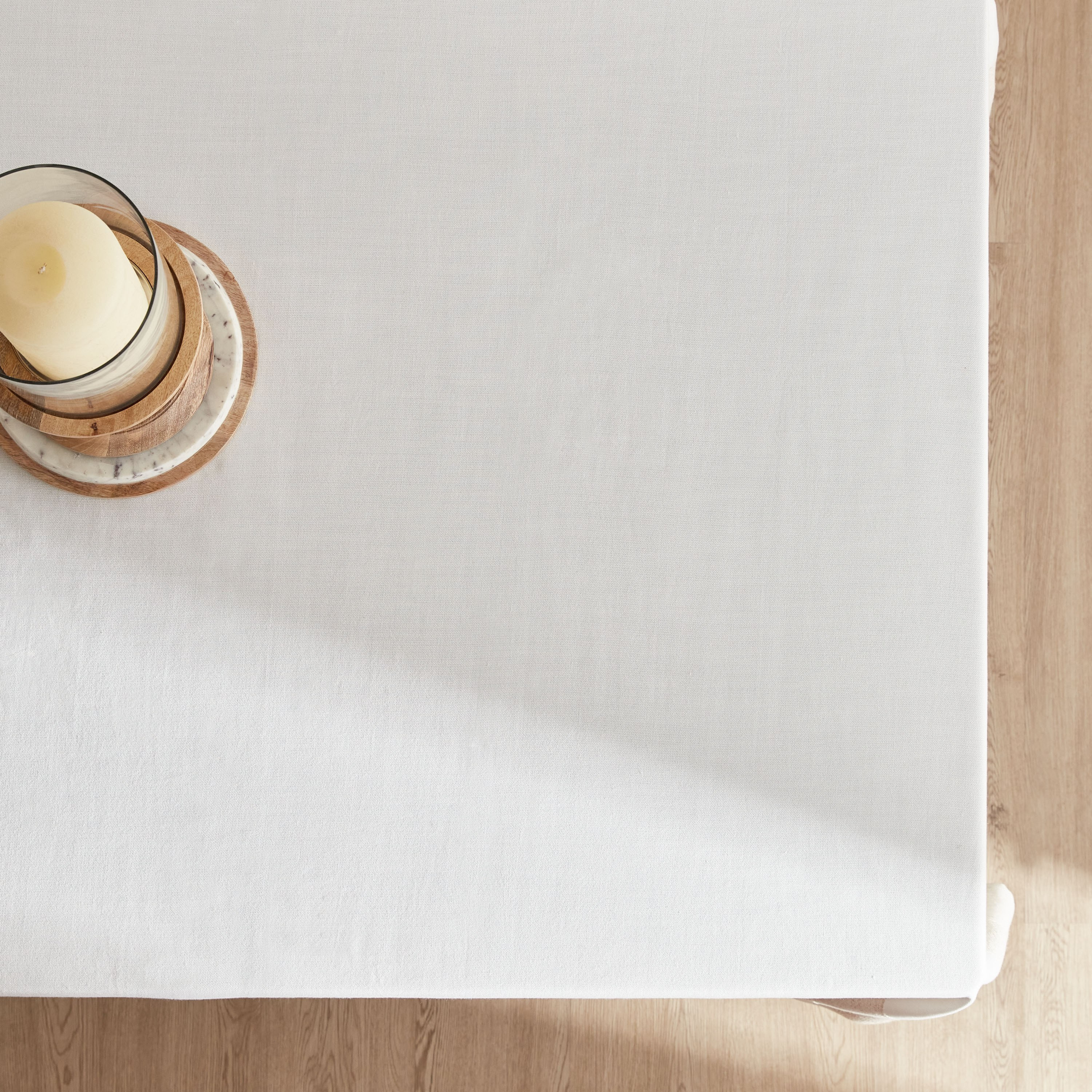 Leno Parker Table Cover - 180x300 cm-household-dining-tablelinen-runnersandtablecovers-image-2
