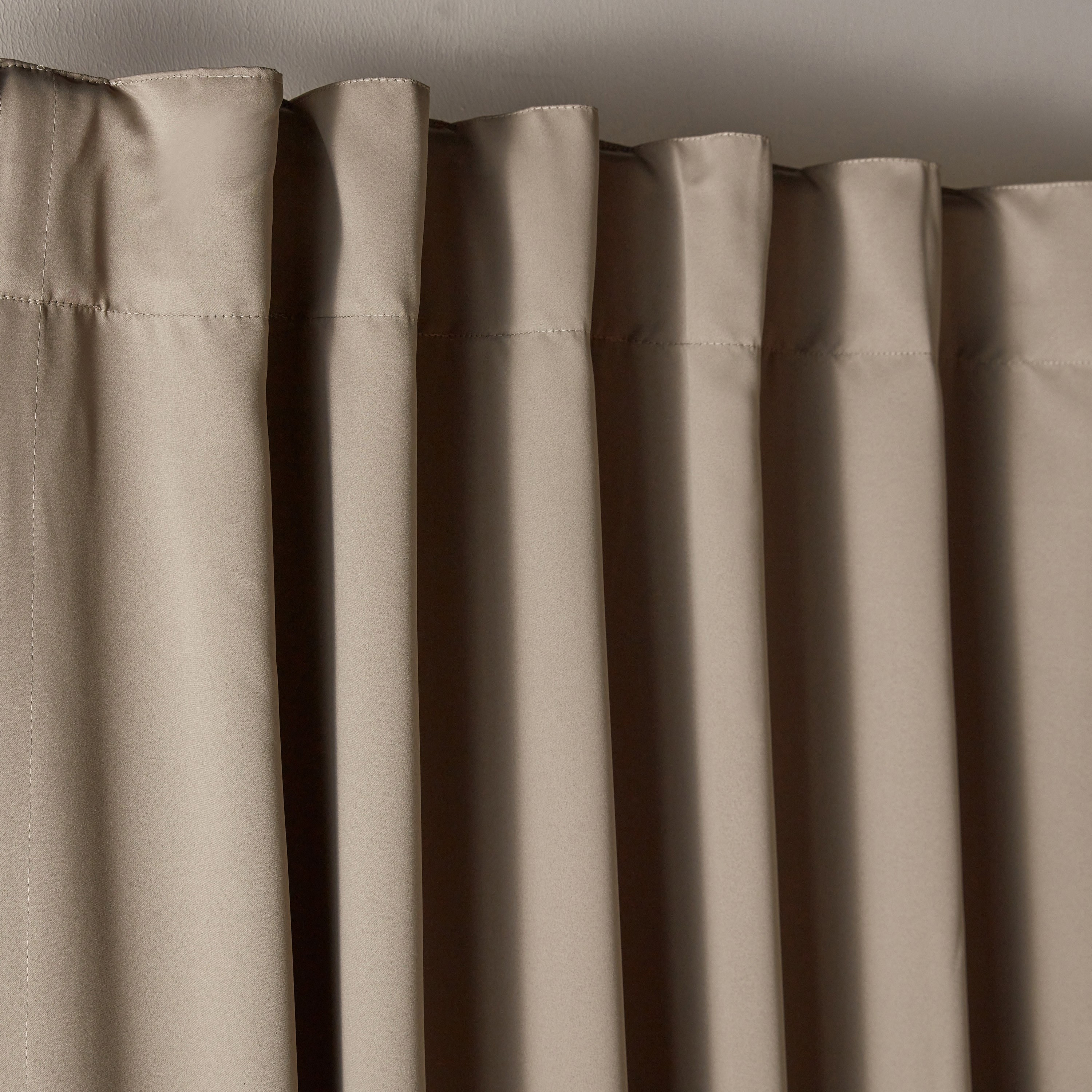 طقم ستائر تعتيم قطعتين - صن زيرو باكستر - 135x300 سم-household-windows-curtains-image-2