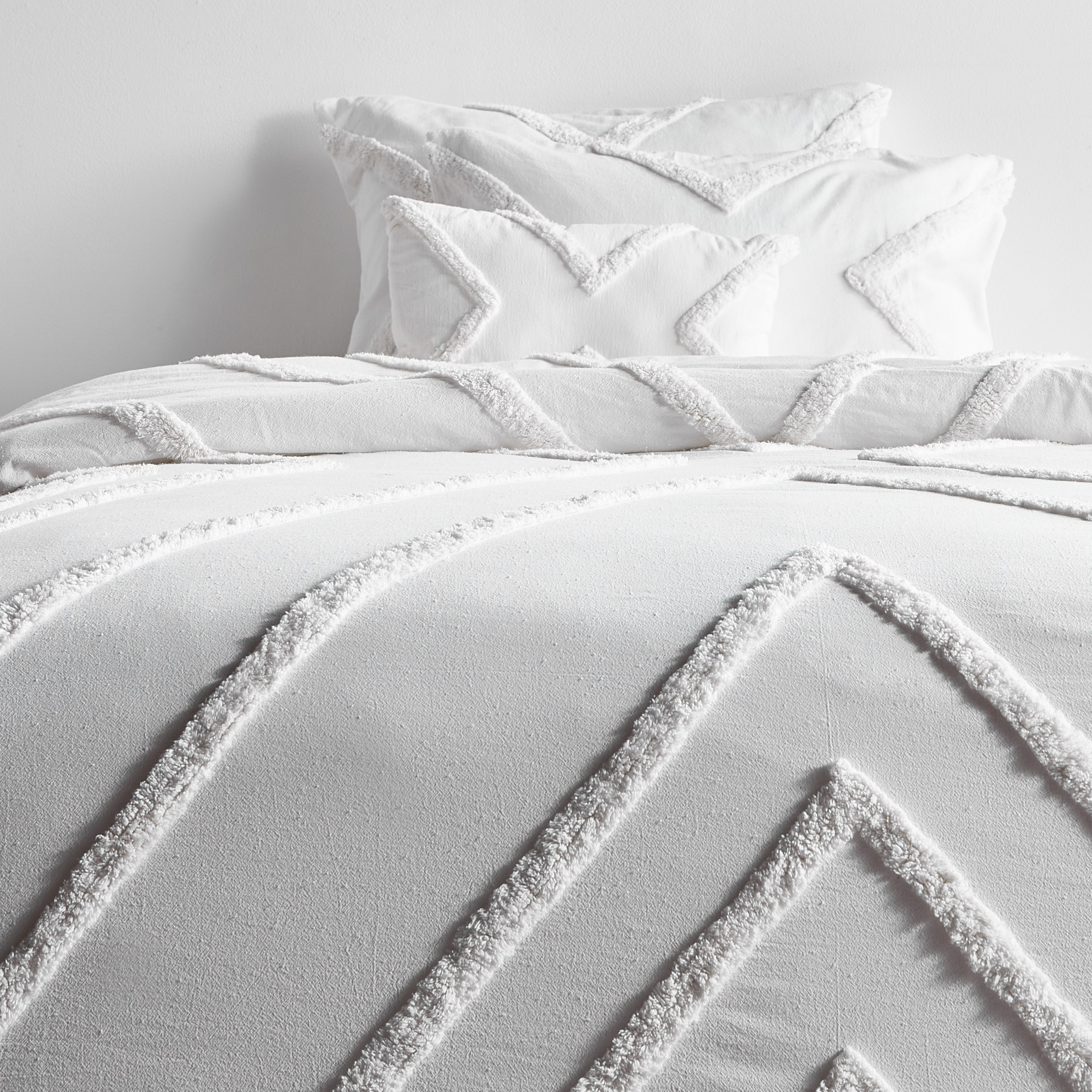 Haven Cotton Tufted 4-Piece Queen Comforter Set - 200x240 cm-household-bedding-comfortersandbedspreads-comforters-image-2