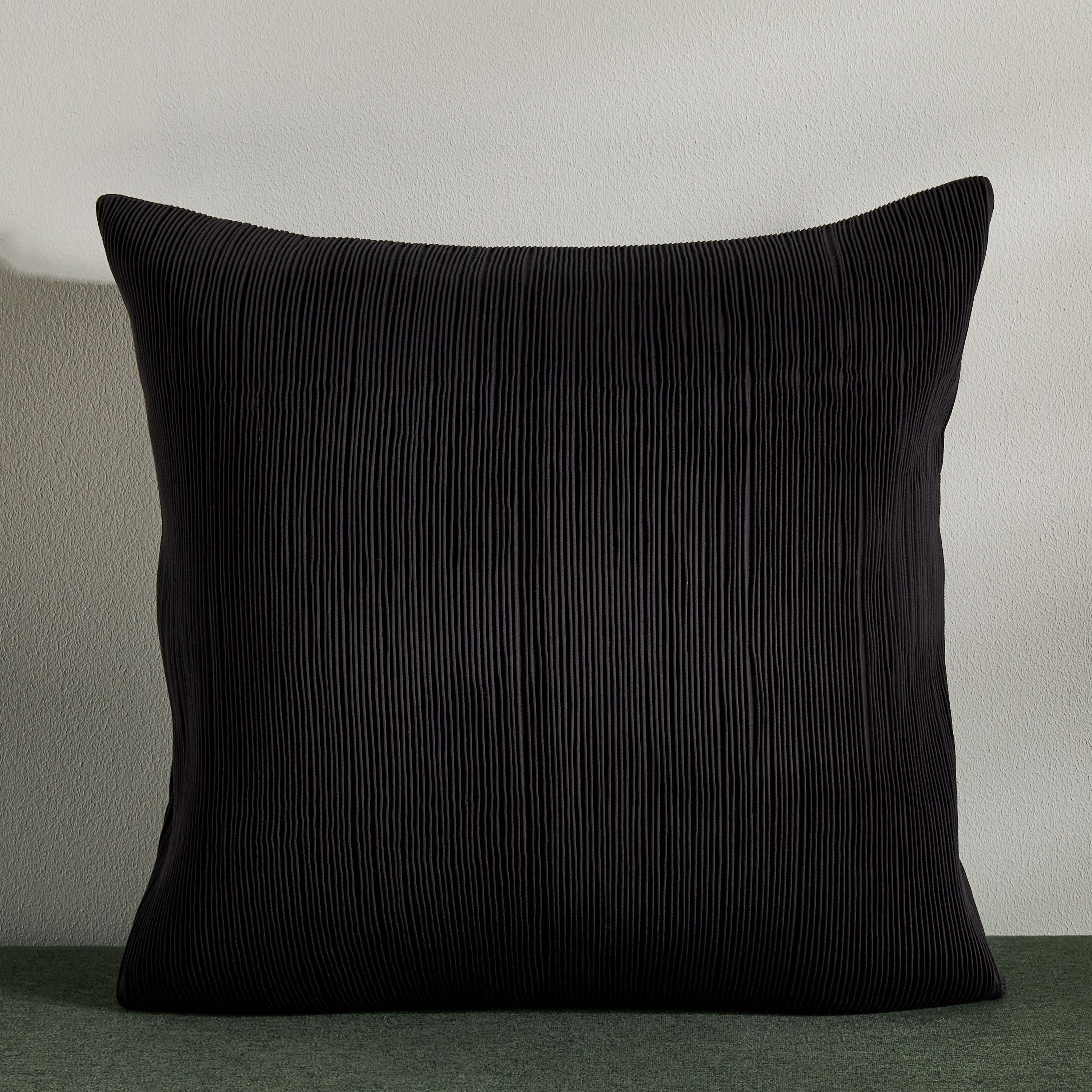 غطاء وسادة ساتان بطيات - بيورتي- 50x50 سم-household-cushionsandthrows-cushioncovers-image-1