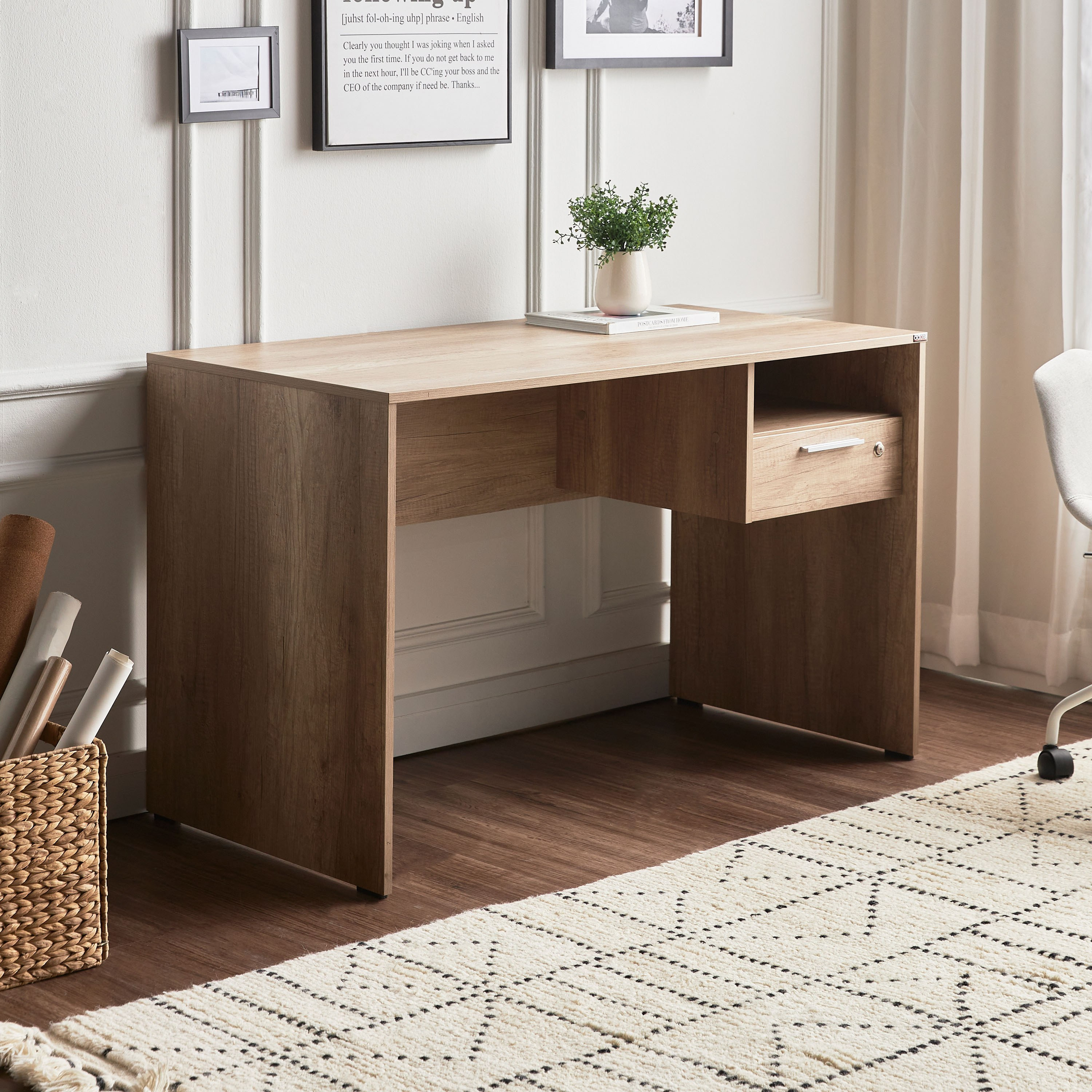 Home centre deals study table