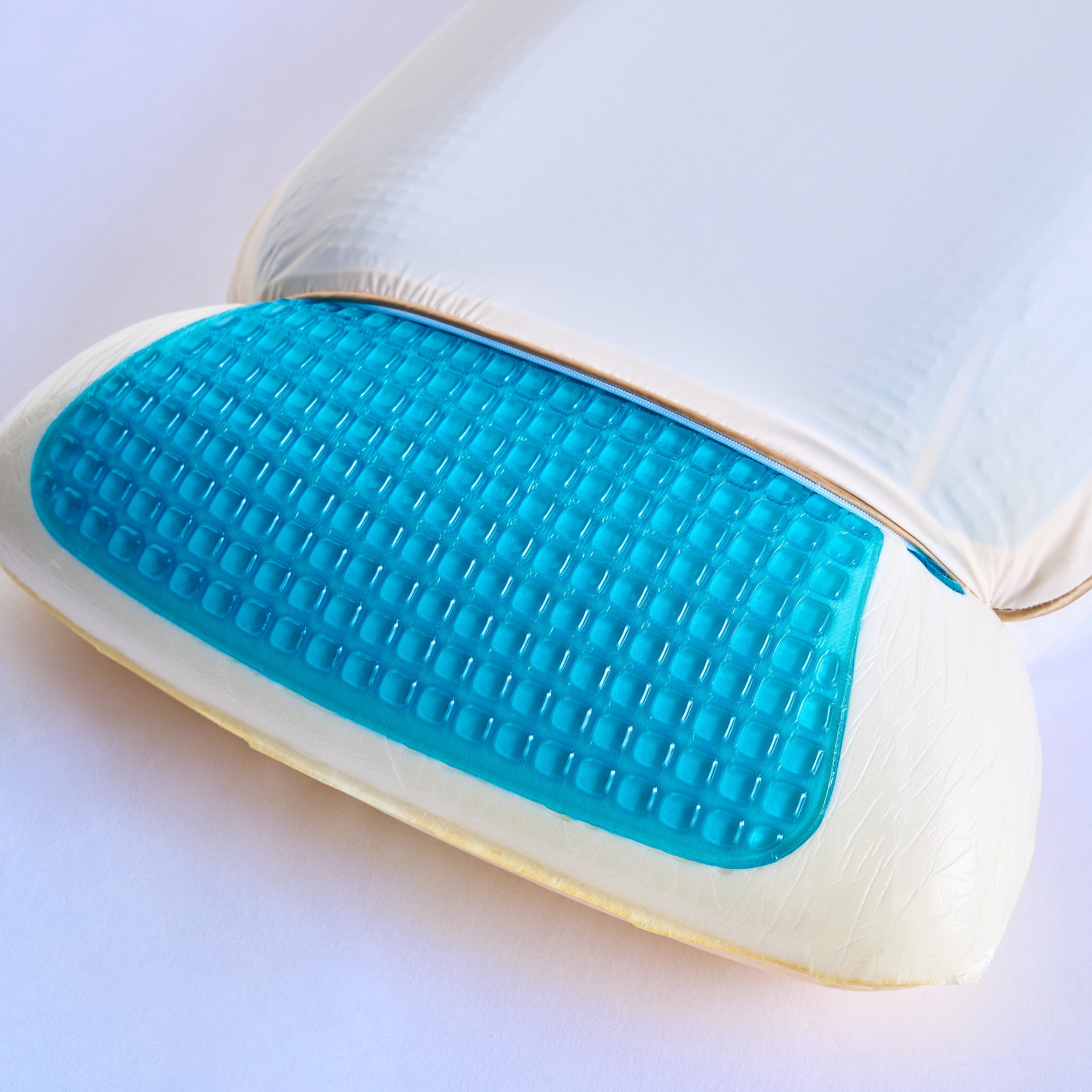 Deluxe Cooling Gel Memory Foam 1-Piece Pillow - 40x60 cm-household-bedding-pillows-image-4