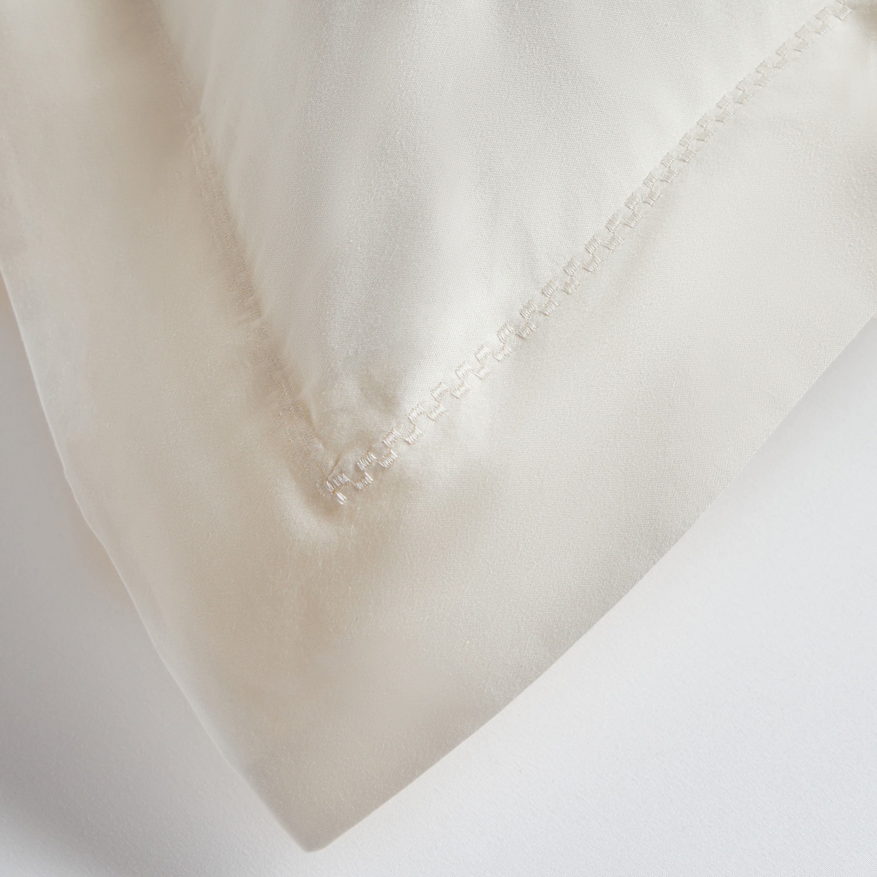 Luxe Cotton Sateen 300 Thread Count 2-Piece Pillowcase Set - 50x75 cm-household-bedding-sheetsandpillowcases-pillowcases-image-3