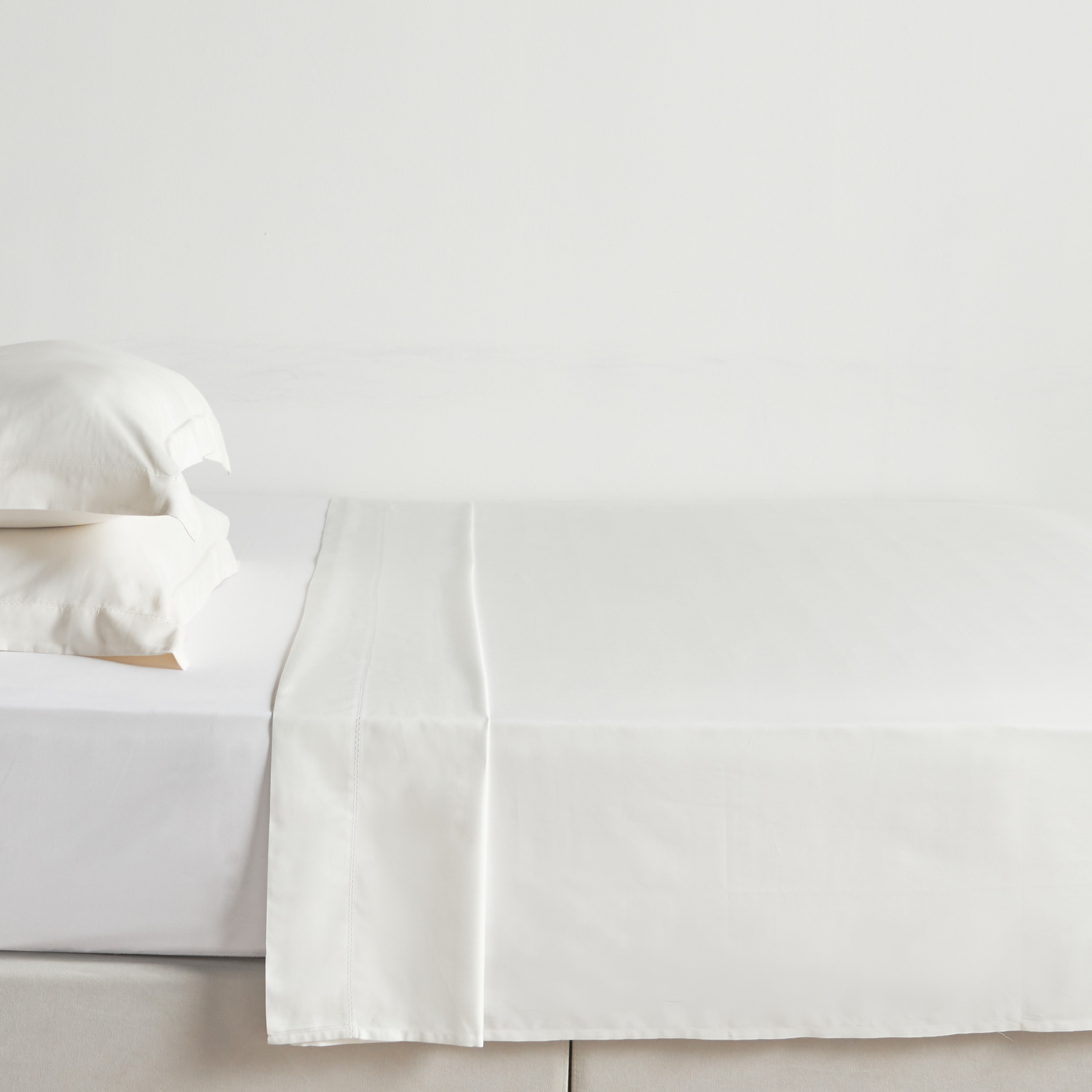Luxe Cotton Sateen 300 Thread Count Super King Flat Sheet - 260x270 cm-household-bedding-sheetsandpillowcases-flatsheets-image-1