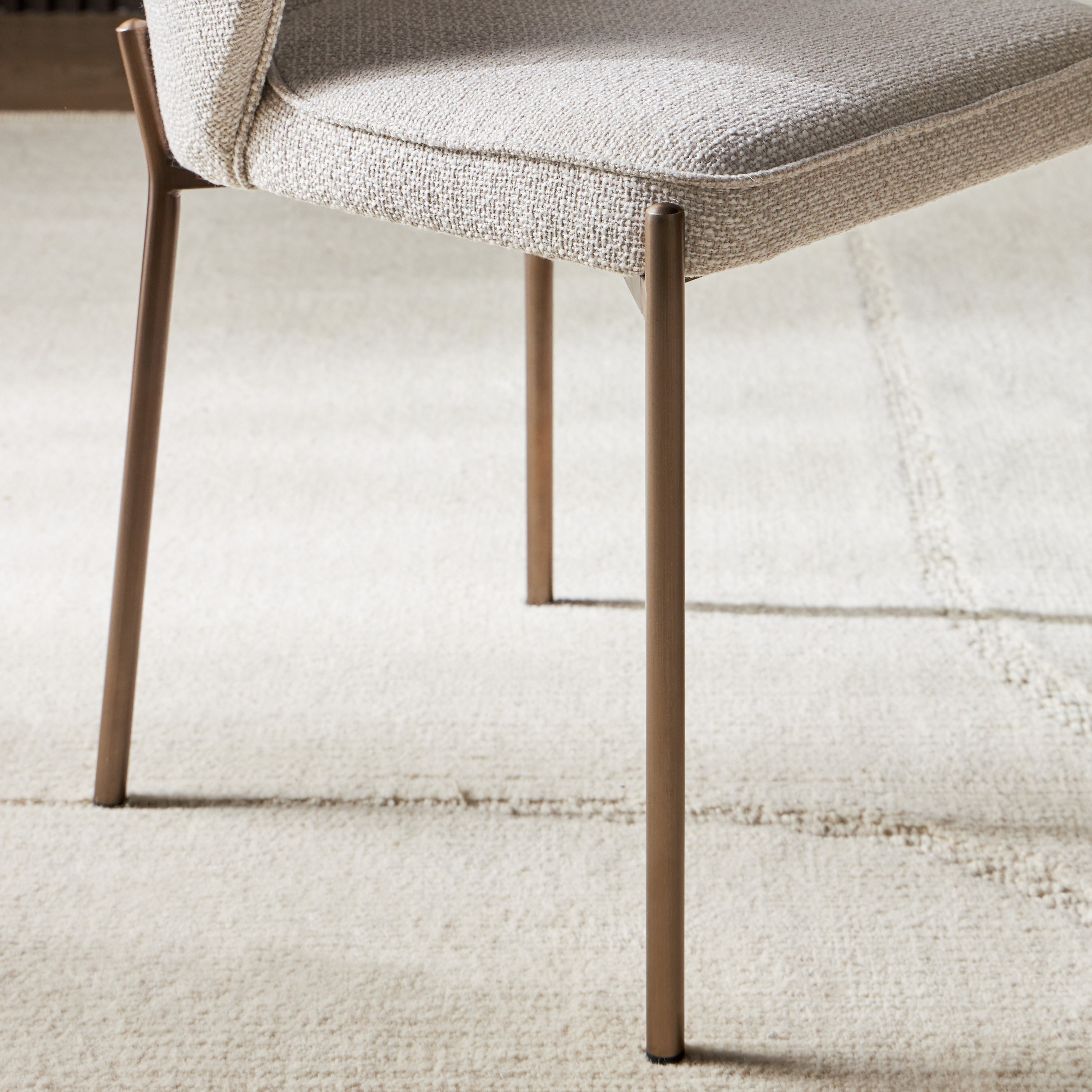 كرسي سُفرة قماش - نورديك فرنش-furniture-diningroom-chairsandbenches-image-5