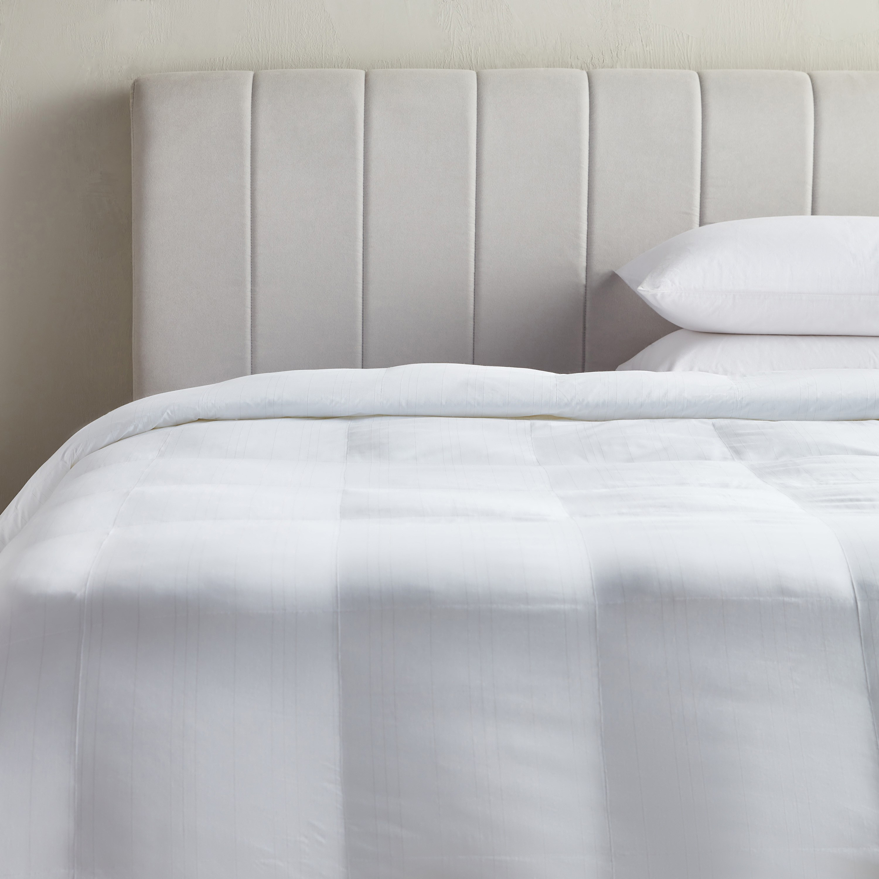 Argent Silver Ion Down Alternative Mid Warm Full Duvet - 160x200 cm-household-bedding-duvetandcovers-duvets-image-1