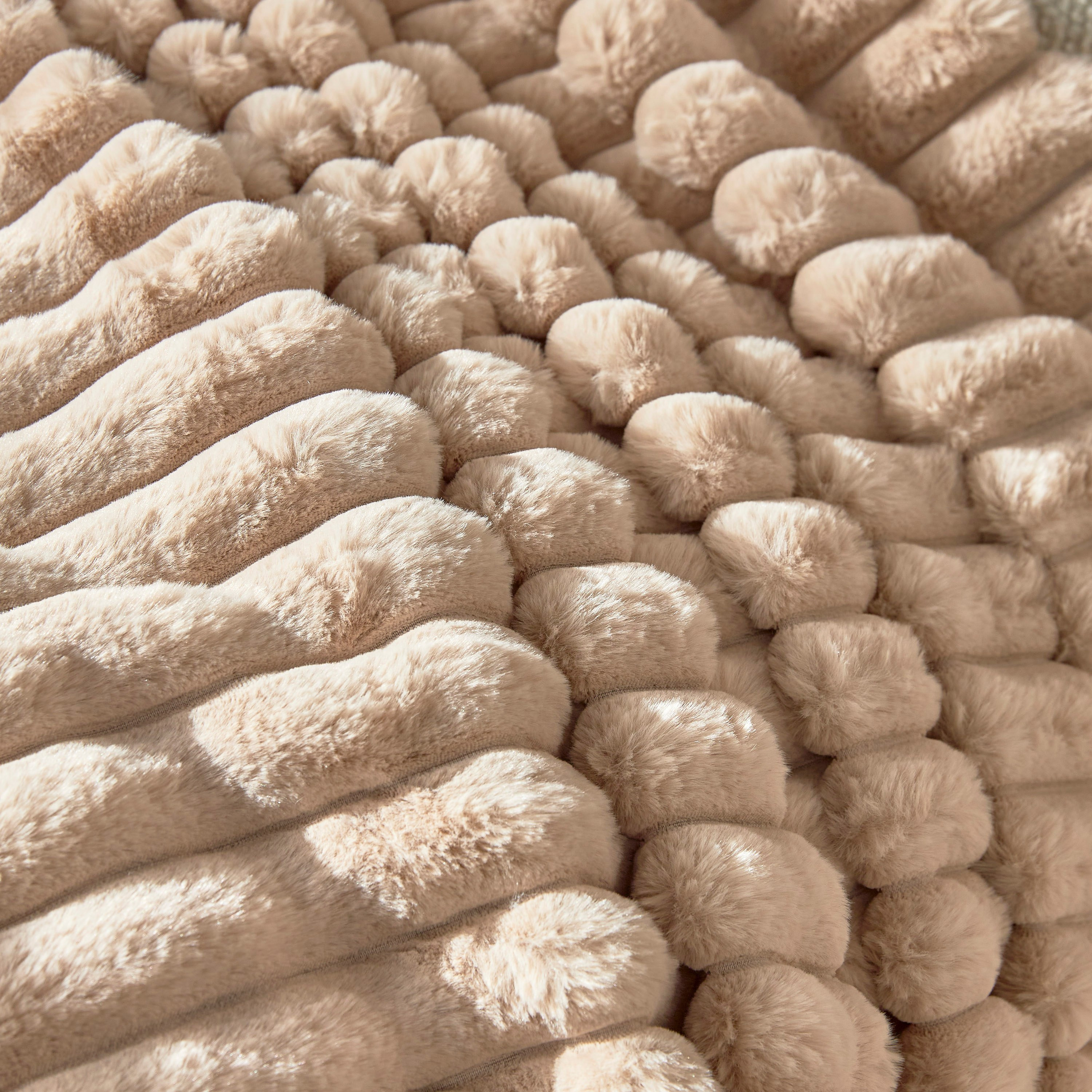 Carrera Blanket - 150x200 cm-household-cushionsandthrows-throwsandblankets-blankets-image-2
