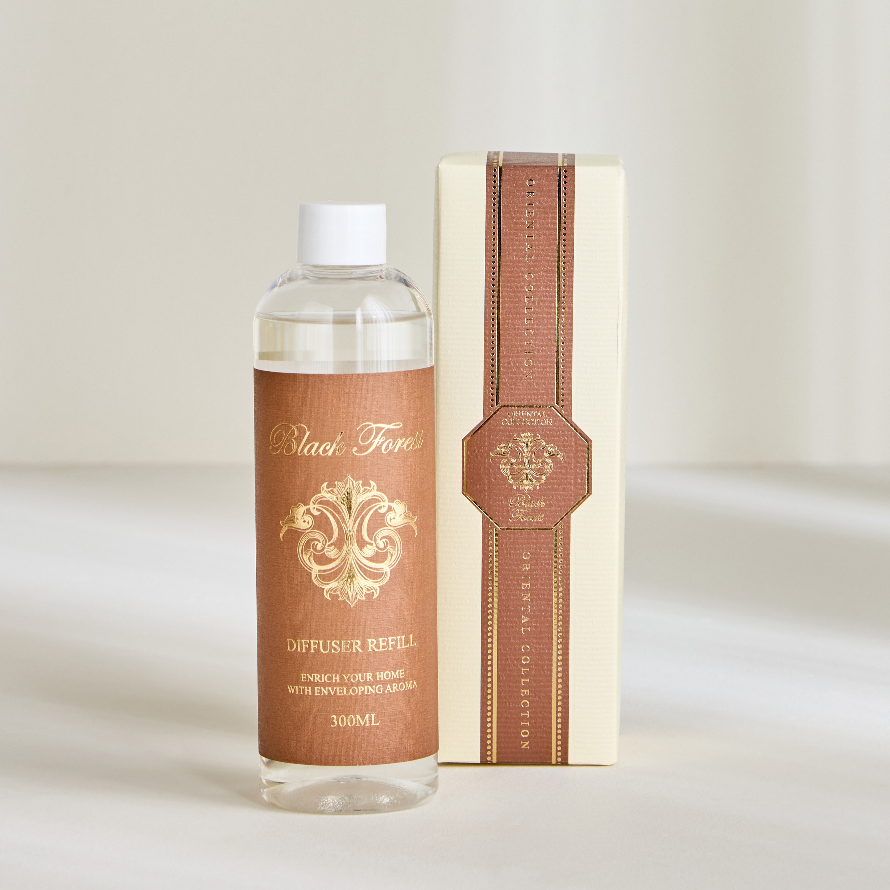 Oriental Black Forest Scented Diffuser Oil - 300 ml-household-homefragrance-fragranceoilsandessence-image-2