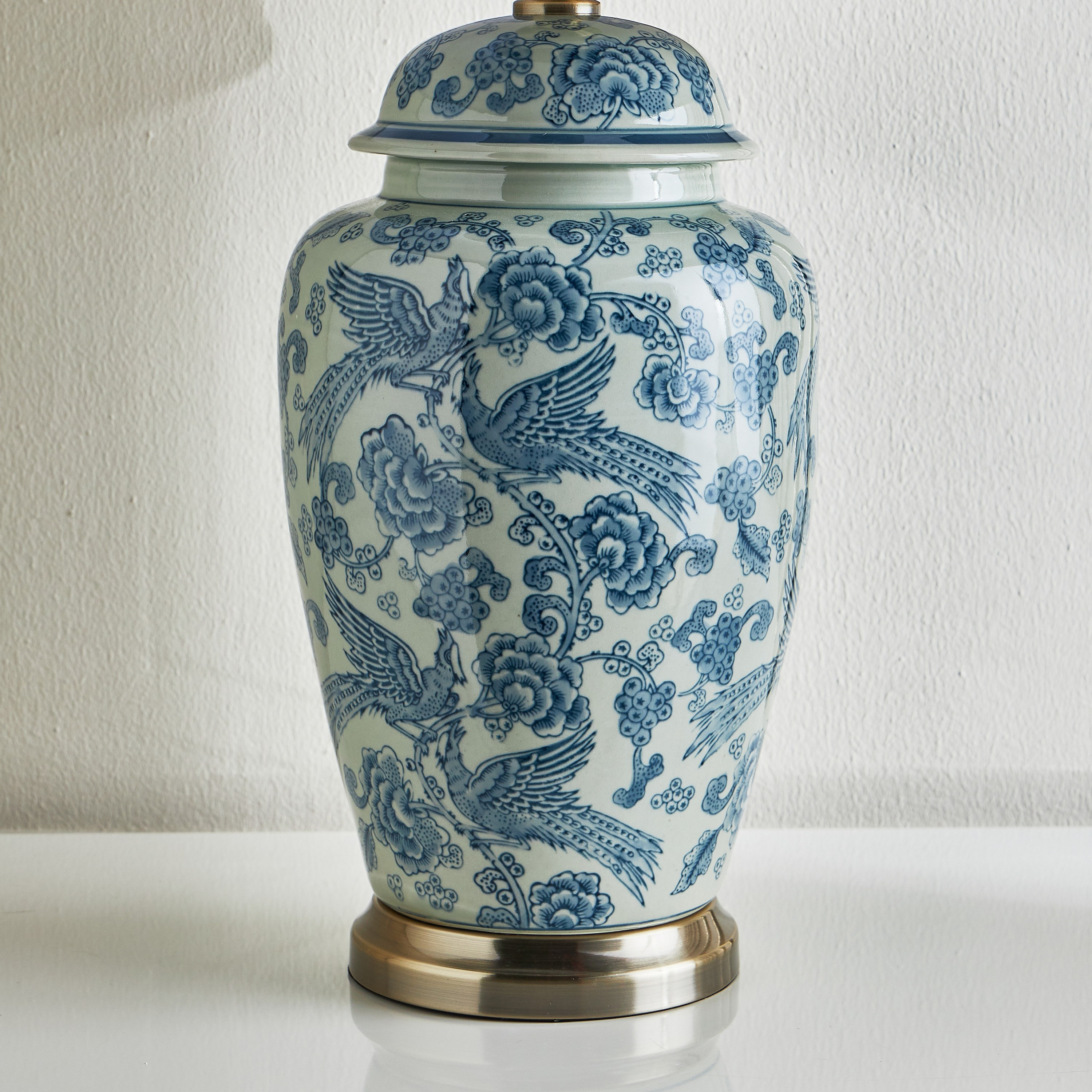Hecuba Porcelain Table Lamp - 68 cm-household-lighting-tableanddesklamps-image-3