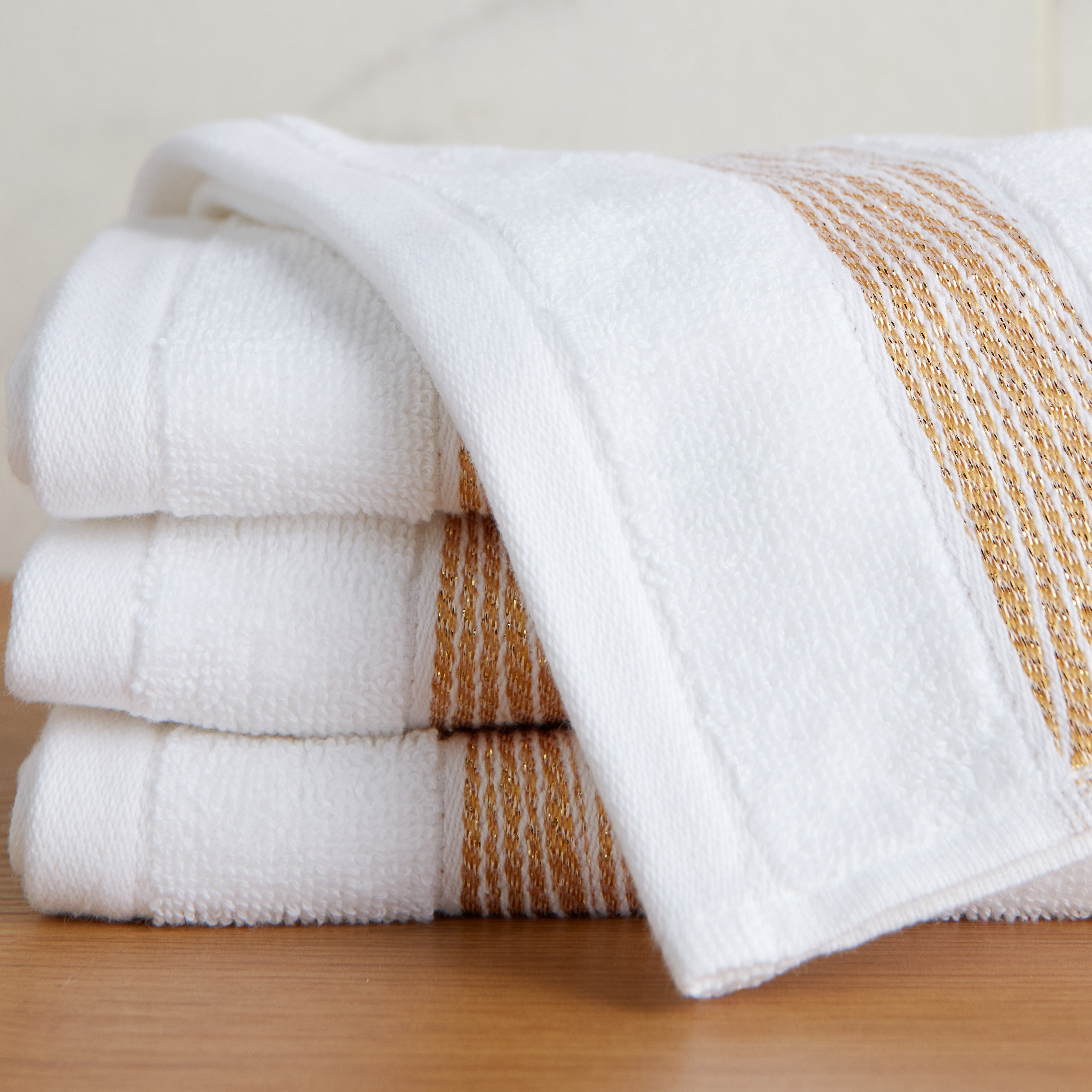طقم مناشف صغيرة 4 قطع قطن تركي 600 جرام لكل متر مربع - باربادوس - 30x30 سم-household-bathandlaundry-bathlinen-towels-image-2