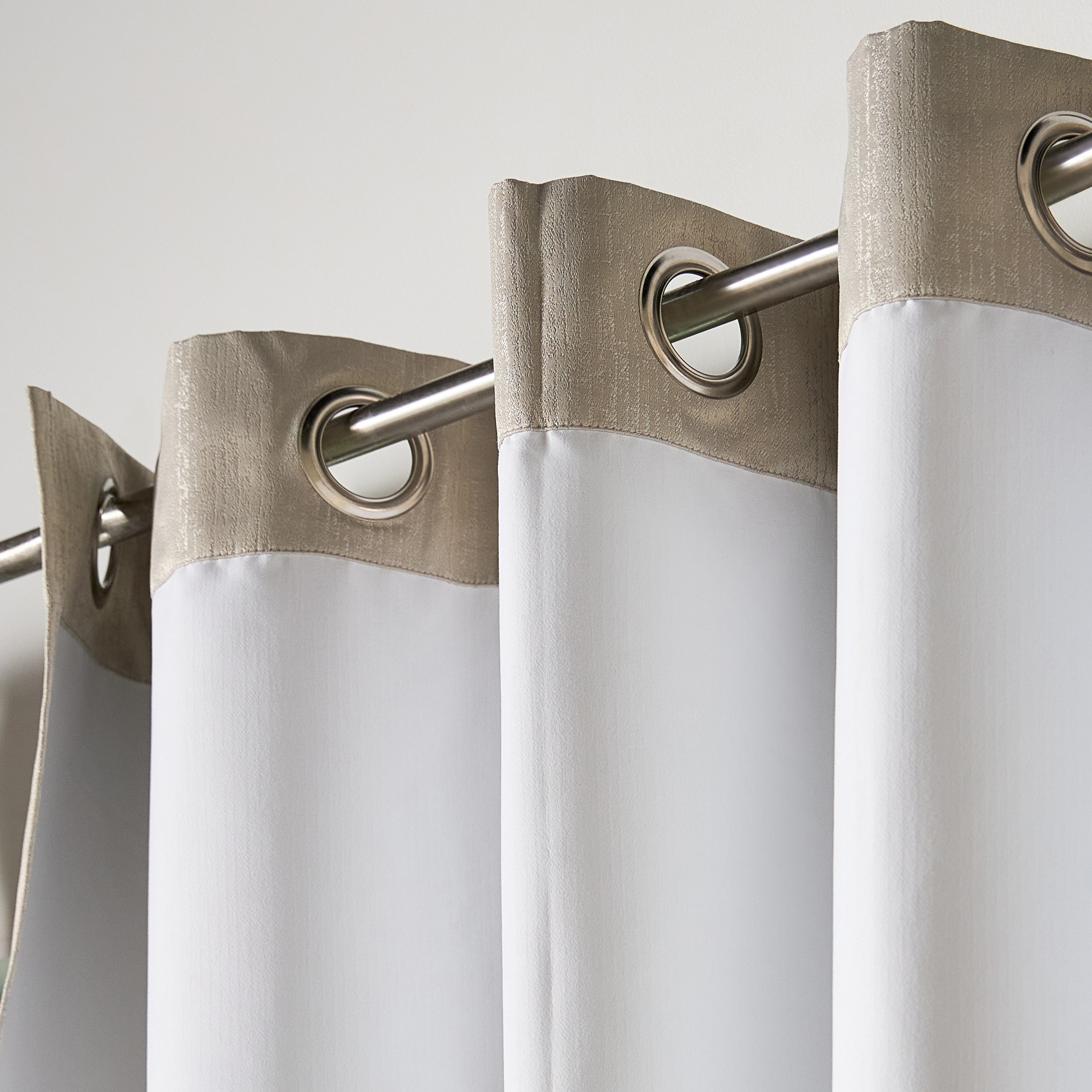 Gleam 2-Piece Blackout Curtain Set - 135x300 cm-household-windows-curtains-image-4