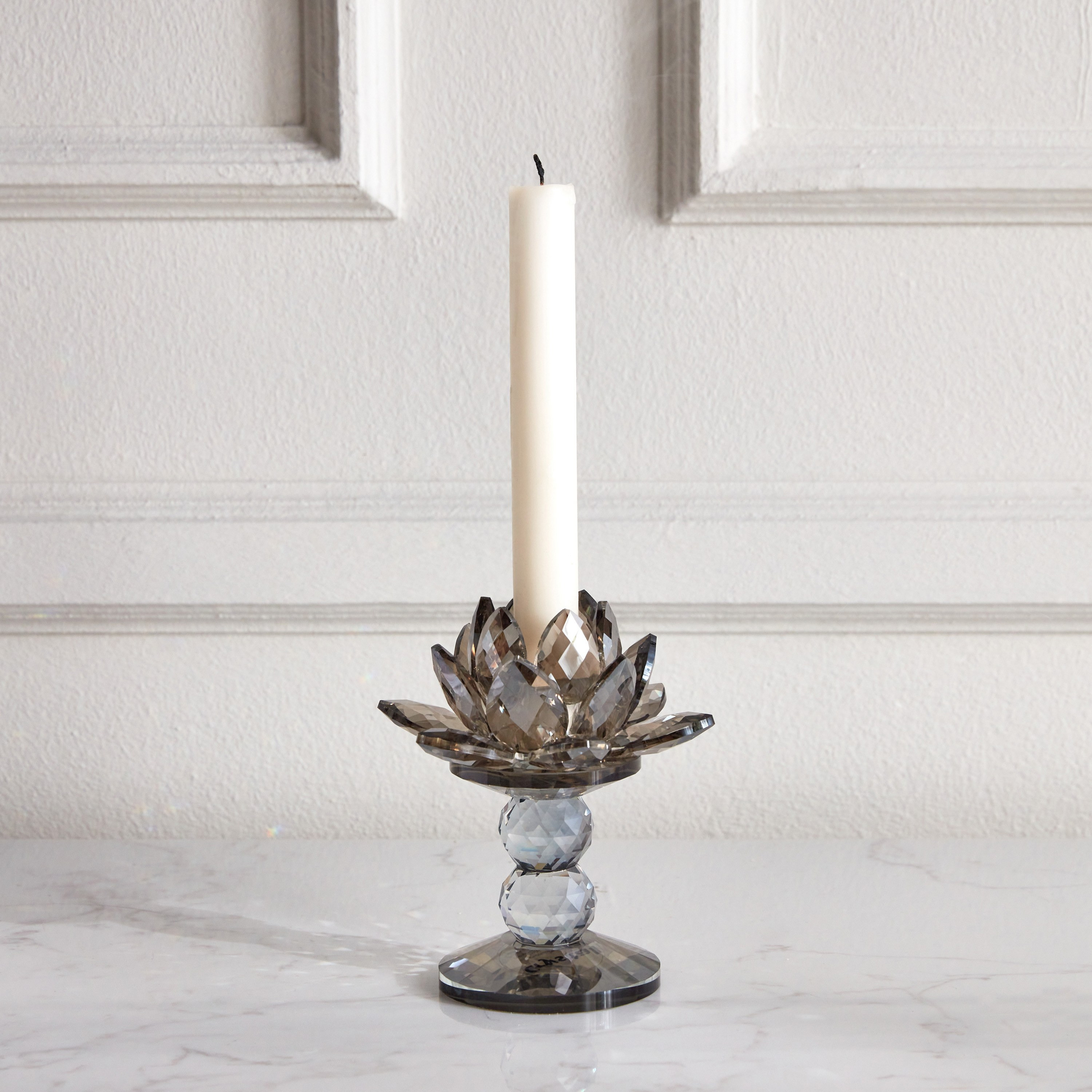 Arras Pillar Candleholder