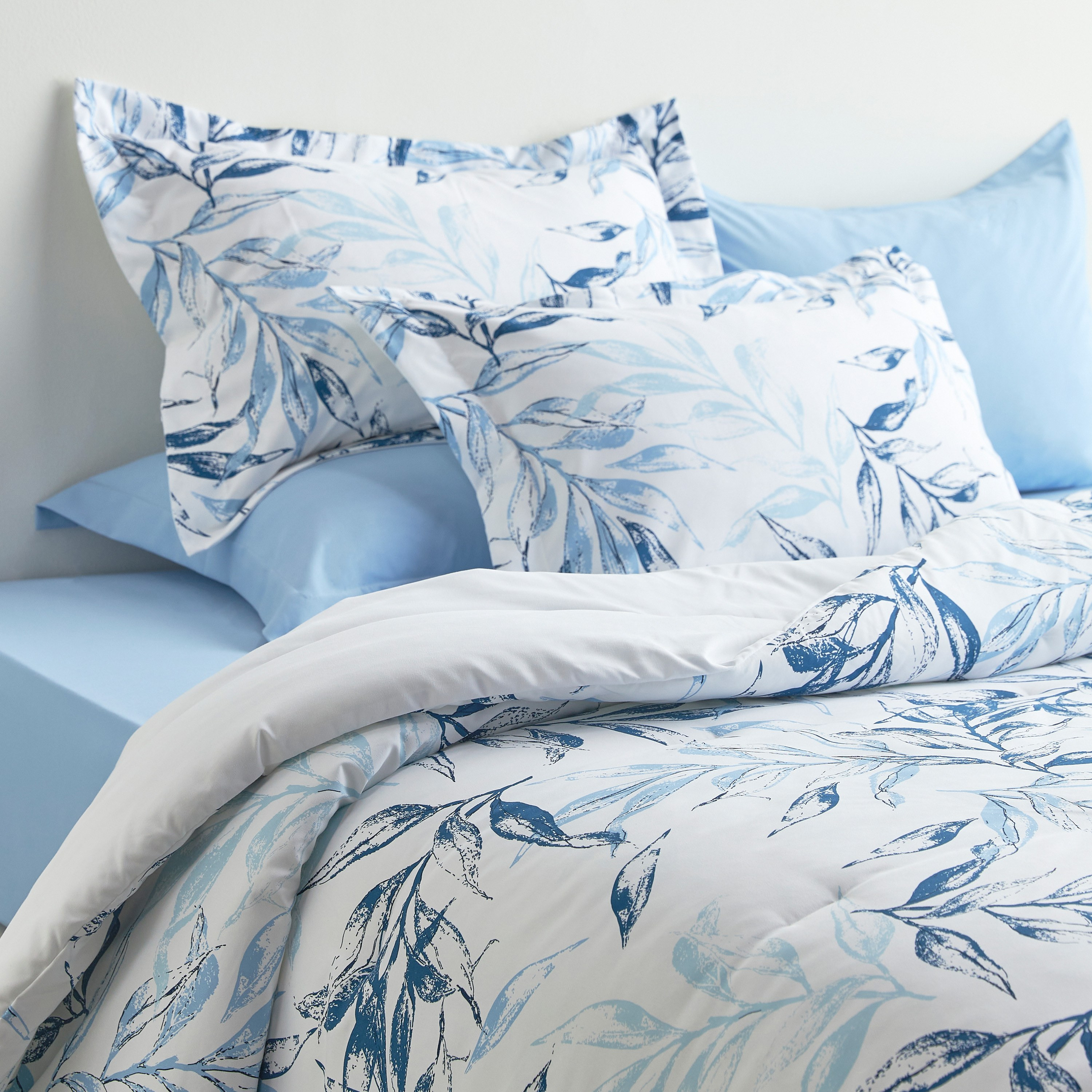 Caleb Leafy Print 6-Piece King Comforter and Sheet Set - 240x260 cm-household-bedding-comfortersandbedspreads-bedinabag-image-1