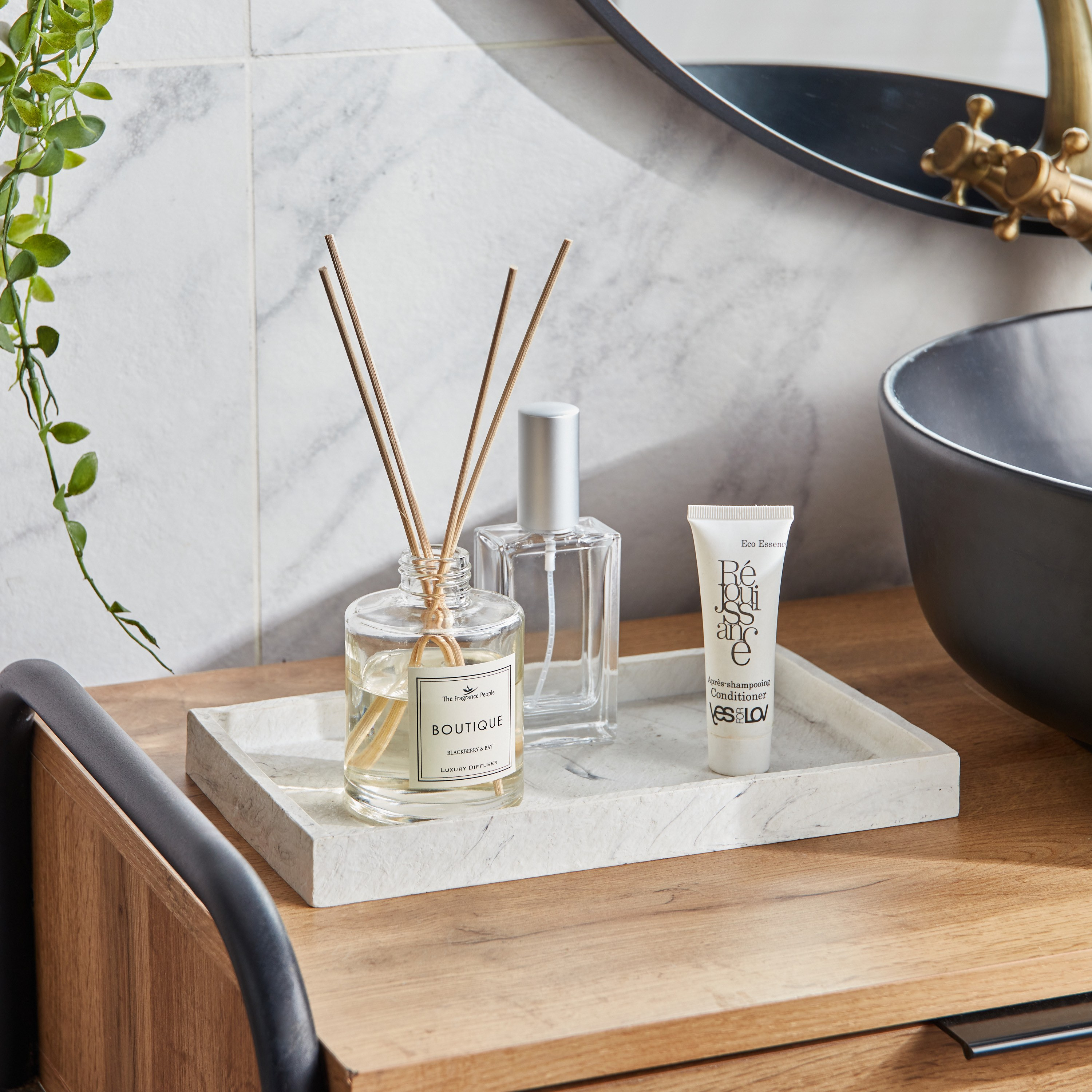 Boutique Blackberry and Bay Reed Diffuser - 100 ml-household-homefragrance-reeddiffusers-image-3