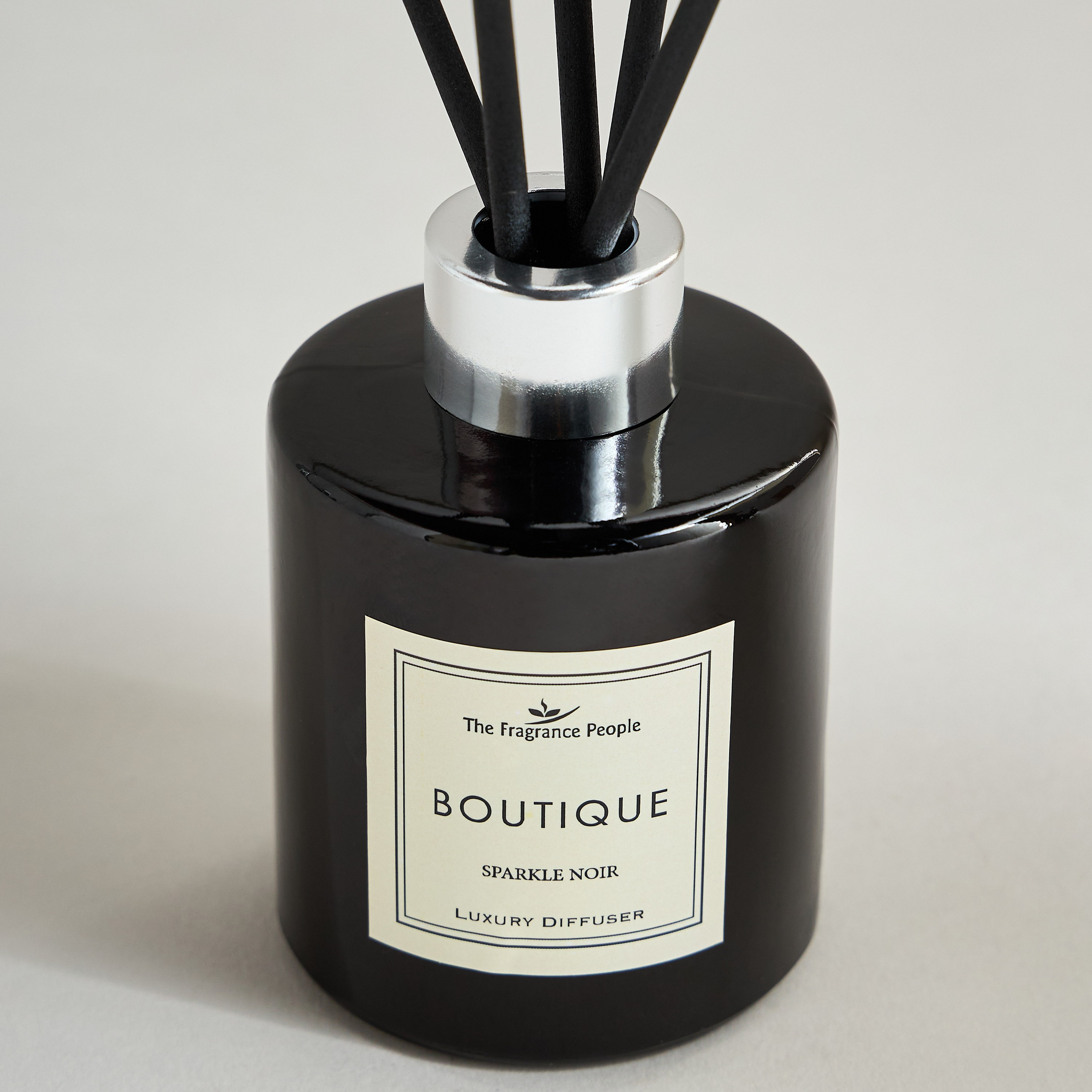 Boutique Sparkle Noir Reed Diffuser - 100 ml-household-homefragrance-reeddiffusers-image-3
