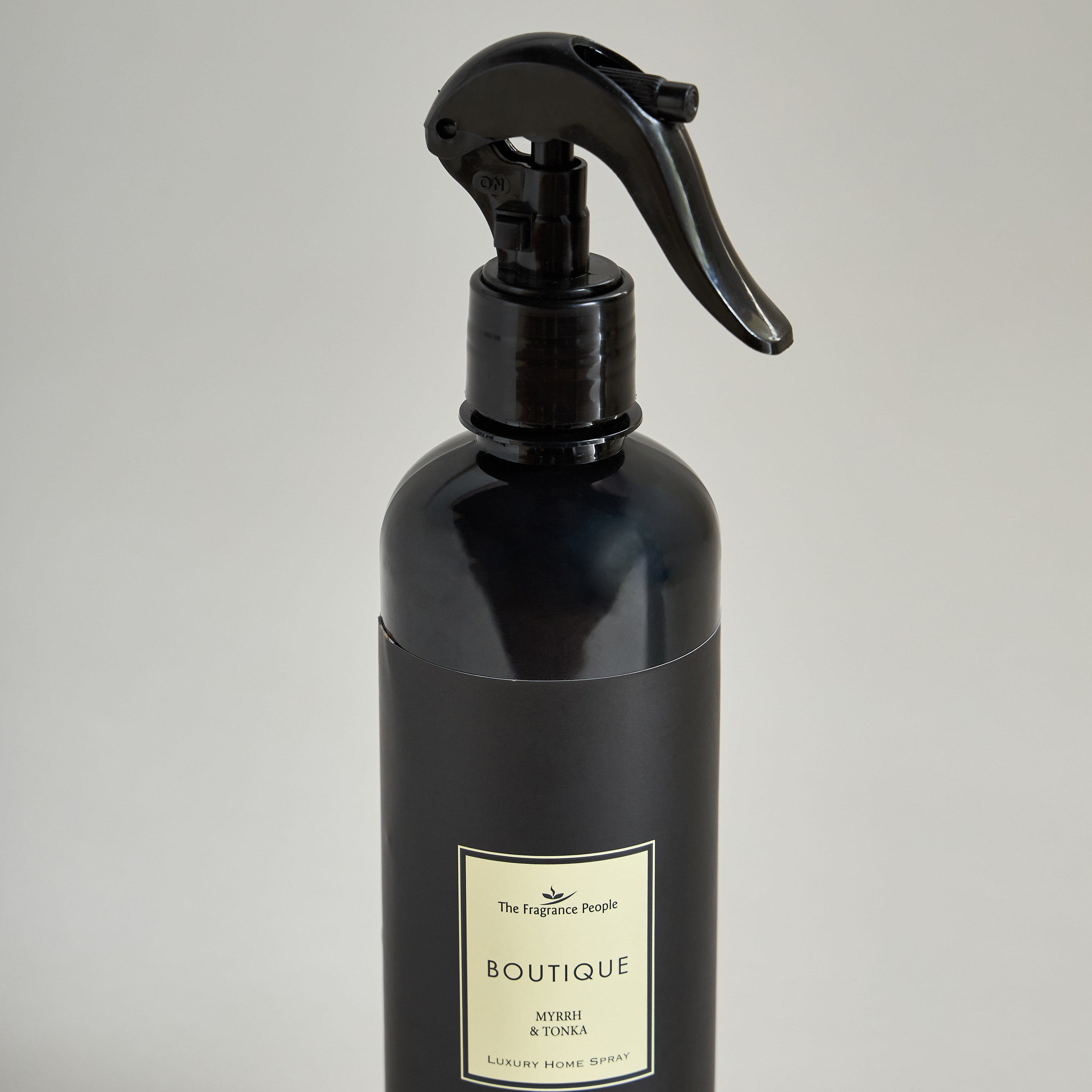 معطّر جو بالمر والتونكا - بوتيك- 500 مل-household-homefragrance-homesprays-image-2