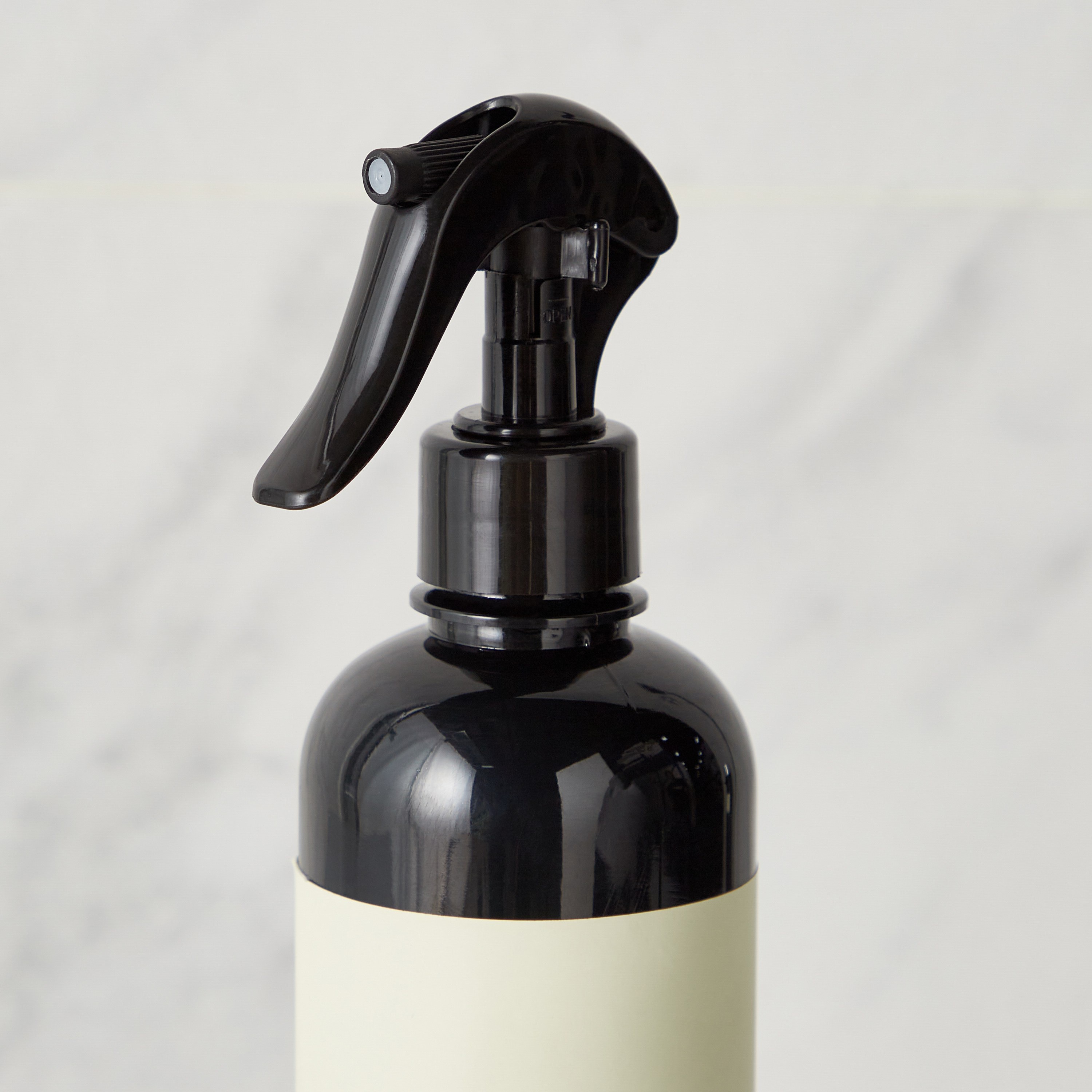 Boutique Blackberry & Bay Luxury Home Spray - 500 ml-household-homefragrance-homesprays-image-3