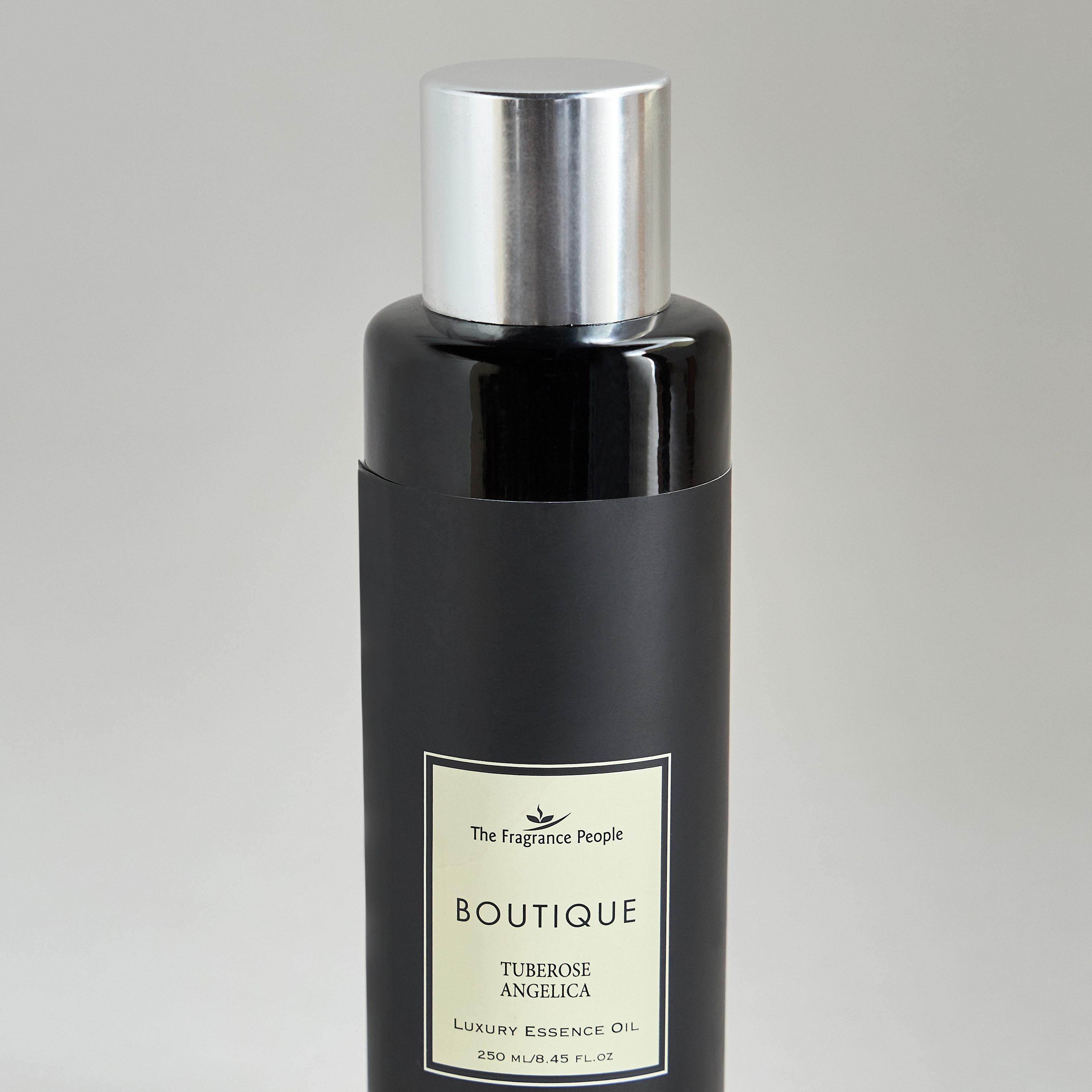 Boutique Tuberose Angelica Scented Diffuser Oil - 250 ml-household-homefragrance-fragranceoilsandessence-image-2