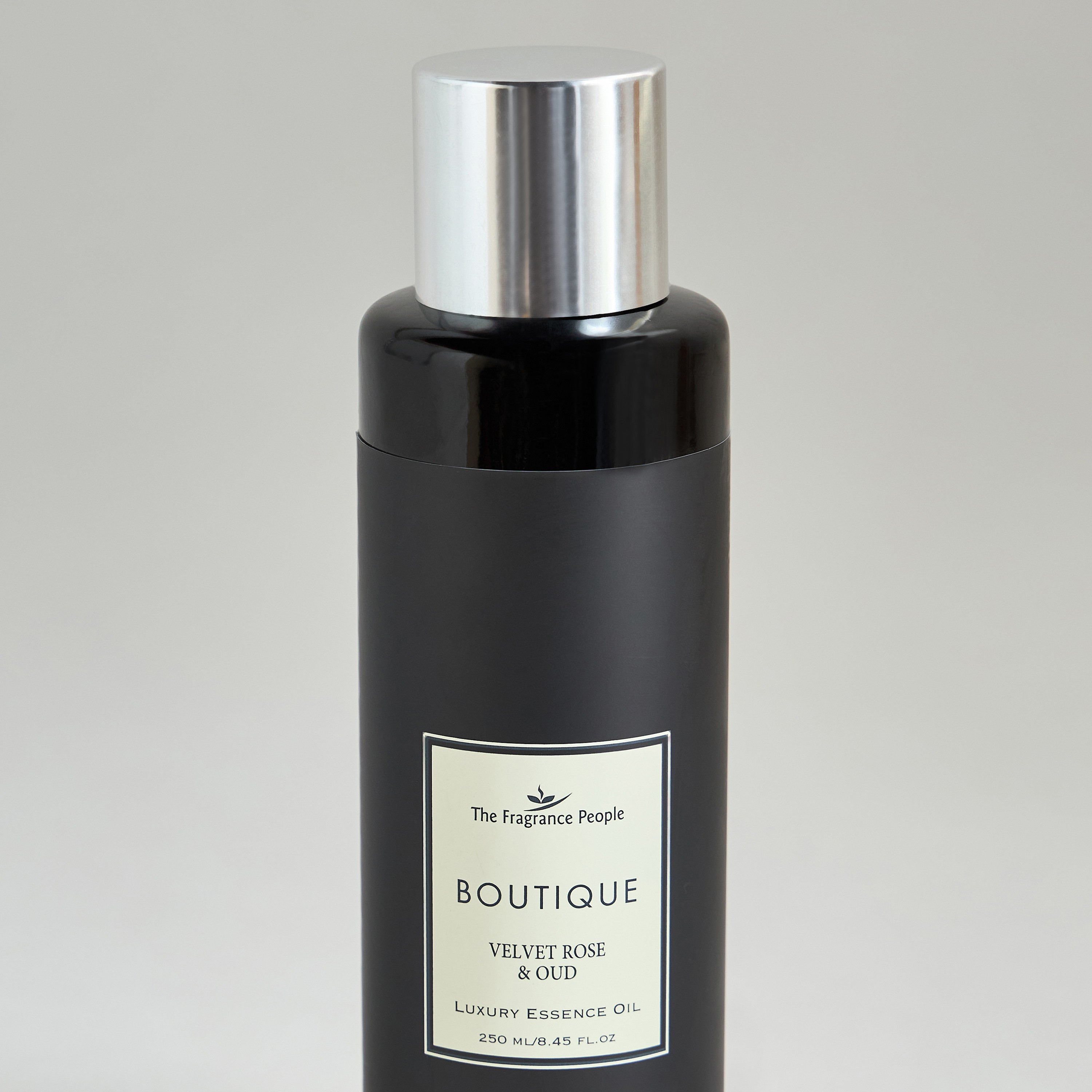 Boutique Velvet Rose & Oud Luxury Essence Oil - 250 ml-household-homefragrance-fragranceoilsandessence-image-2