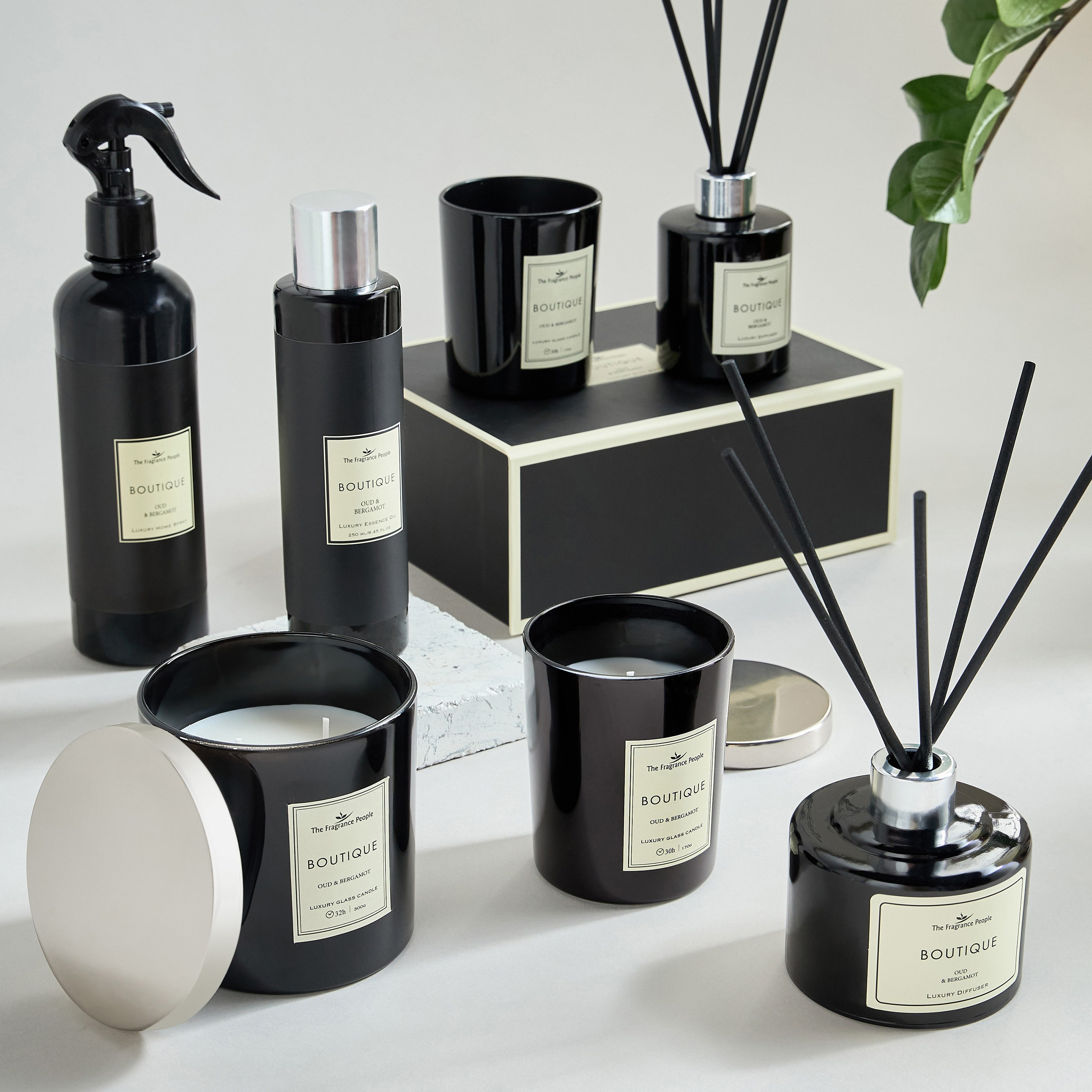 Boutique Oud & Bergamot Luxury Essence Oil - 250 ml-household-homefragrance-fragranceoilsandessence-image-3