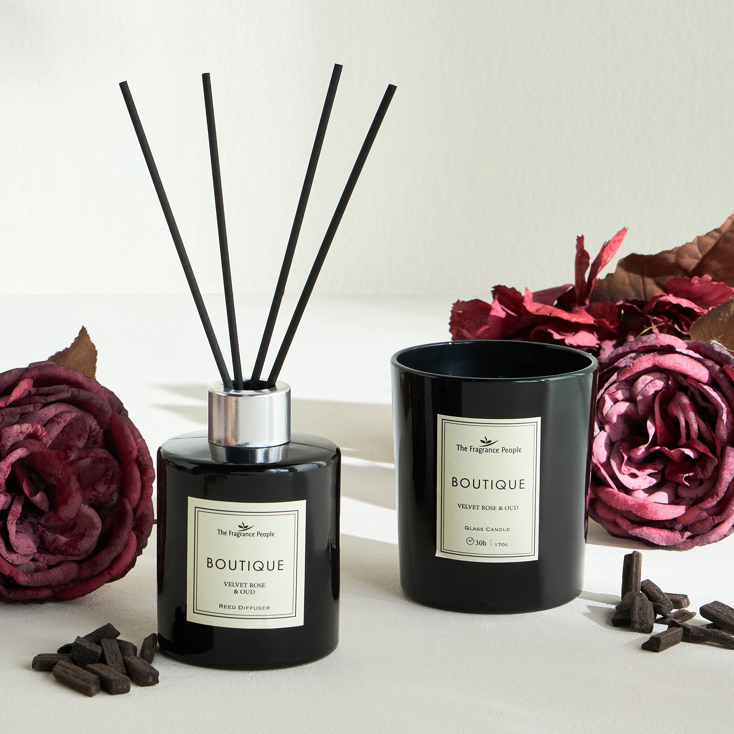 Boutique Velvet Rose and Oud Jar Candle and Reed Diffuser Gift Set