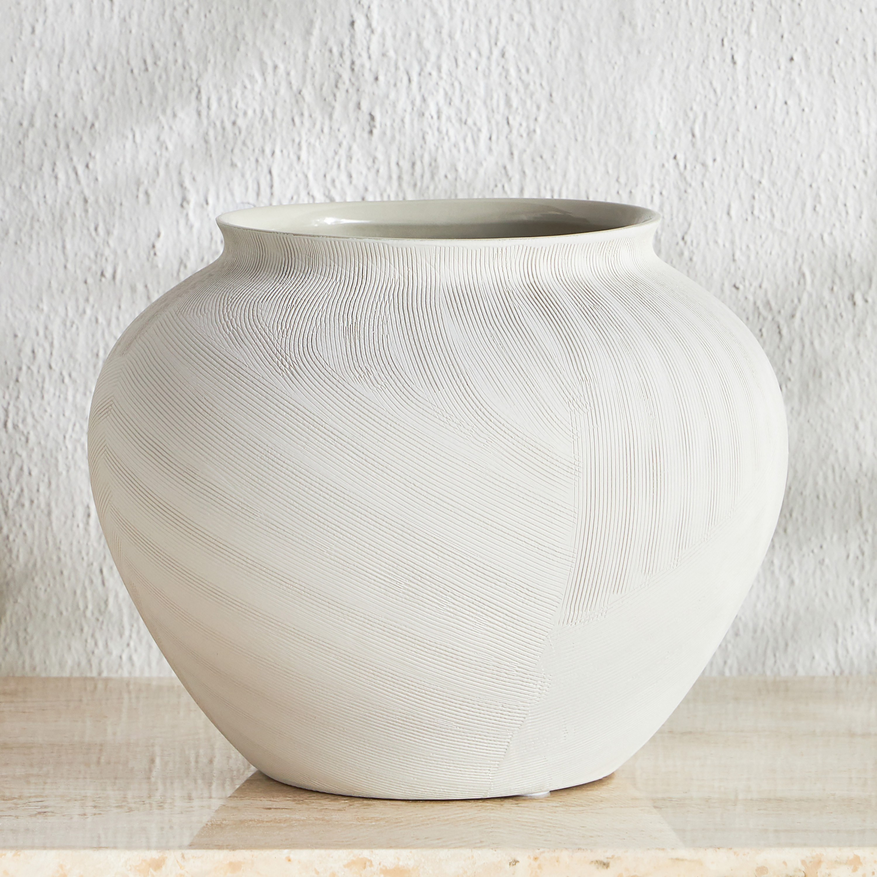 مزهرية سيراميك - مايا - 21 سم-household-decor-vasesandbowls-image-1