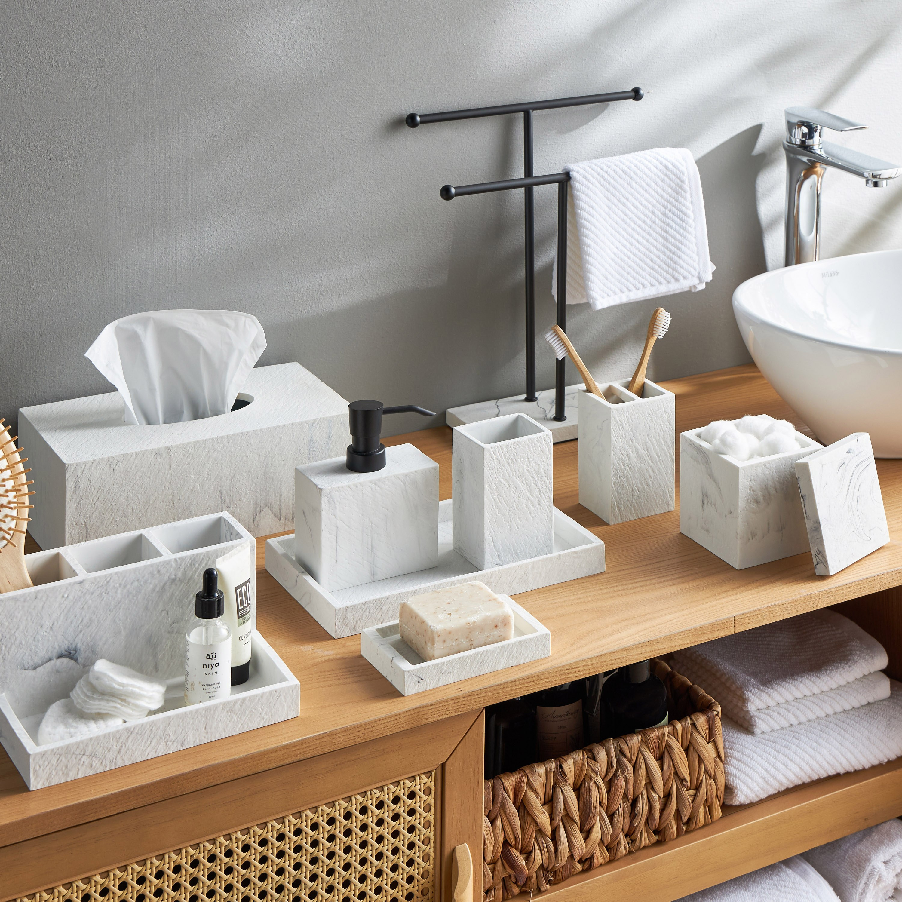 Antarctic Towel Holder-household-bathandlaundry-bathroomorganizing-towelholdersandstands-image-5