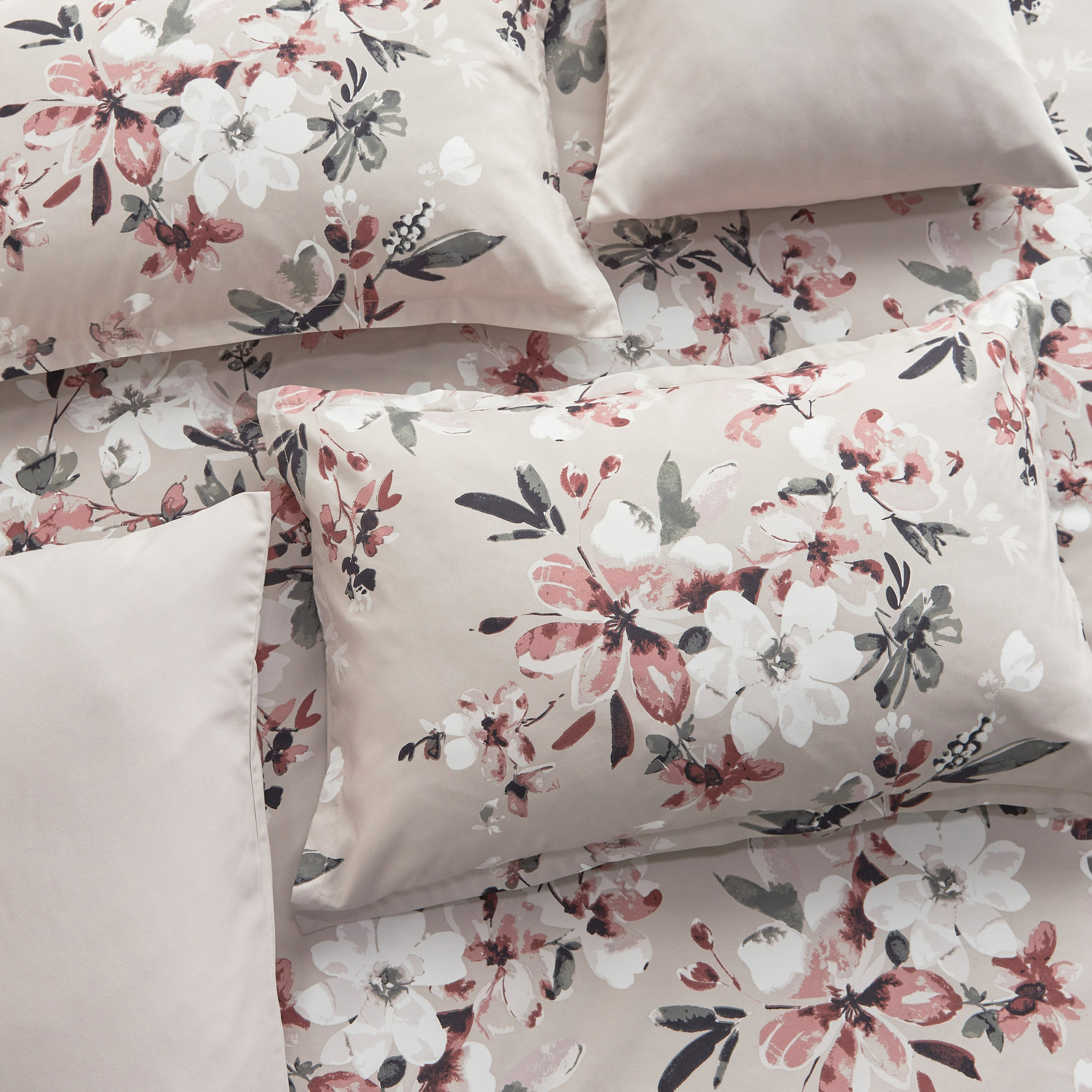 Carlos Floral Print 6-Piece King Comforter and Sheet Set - 240x260 cm-household-bedding-comfortersandbedspreads-bedinabag-image-4