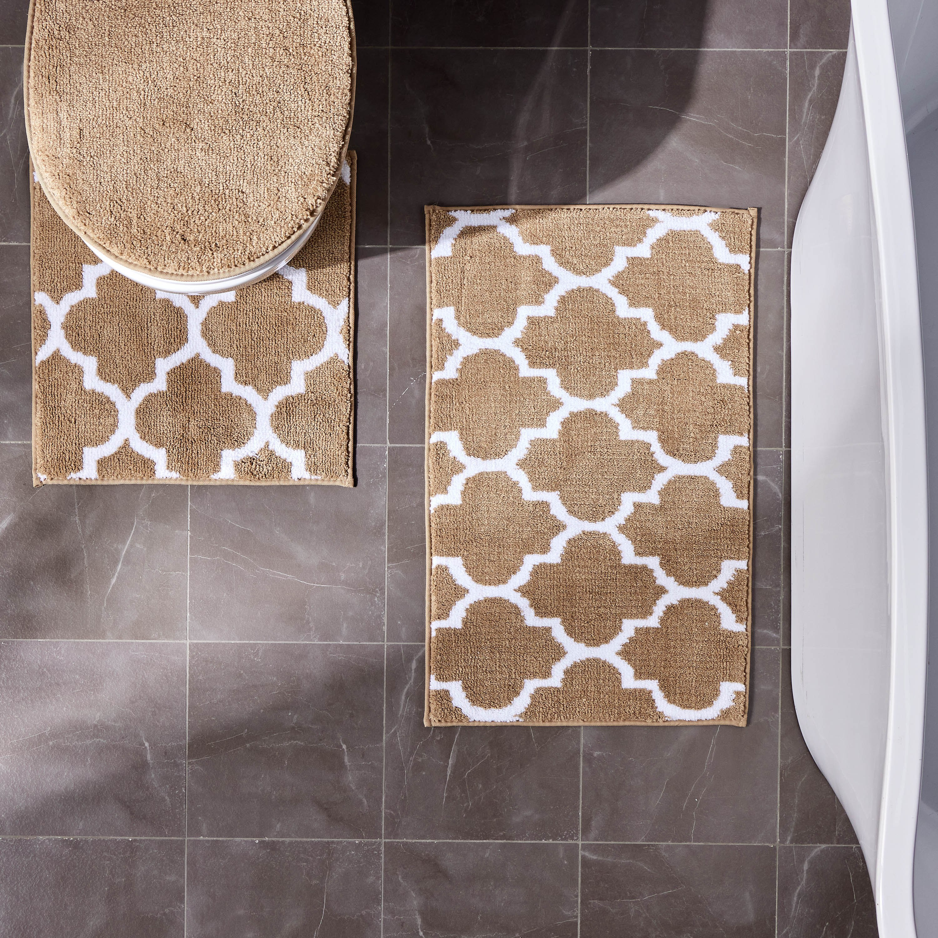 طقم سجاد حمام 3 قطع - نويمي-household-bathandlaundry-bathlinen-bathmatsandtubmats-image-2