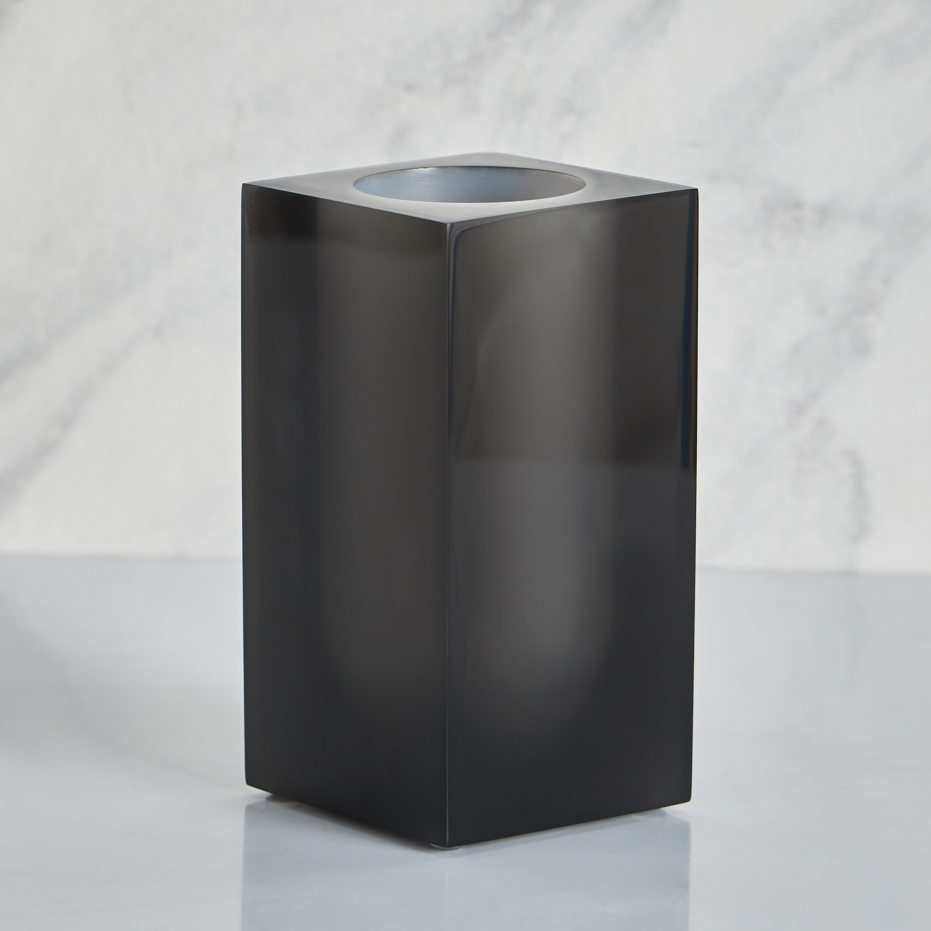 Armor Tumbler-household-bathandlaundry-bathaccessories-toothbrushholdersandtumblers-image-2