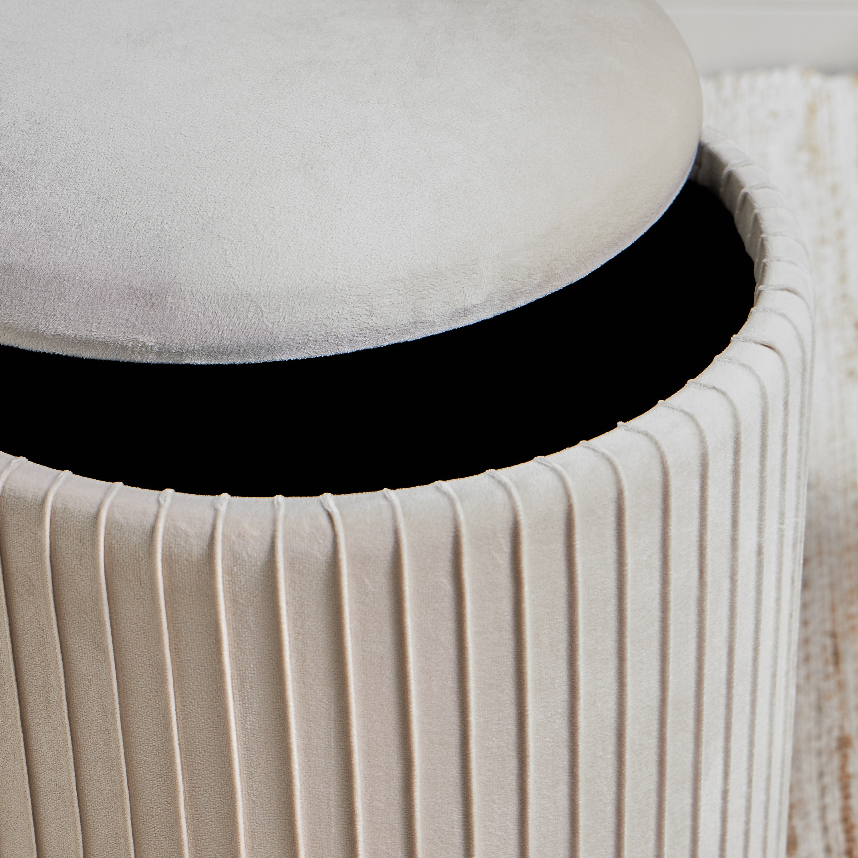 Tov Fabric Ottoman with Storage-furniture-sofaandseating-ottomansbeanbagsandpoufs-image-4