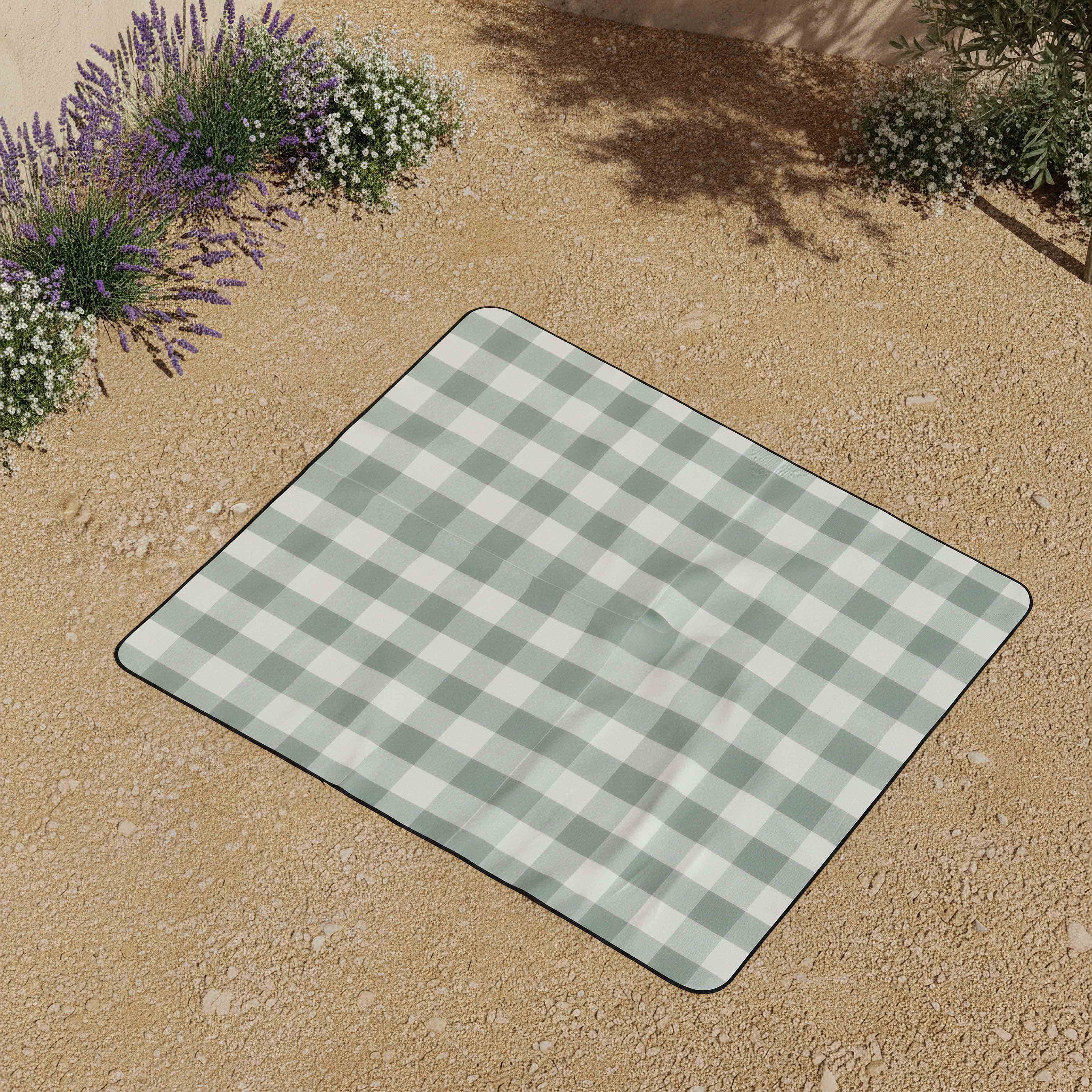 Sandy Outdoor Waterproof Picnic Mat - 150x200 cm-household-gardenandoutdoor-outdoor-image-1