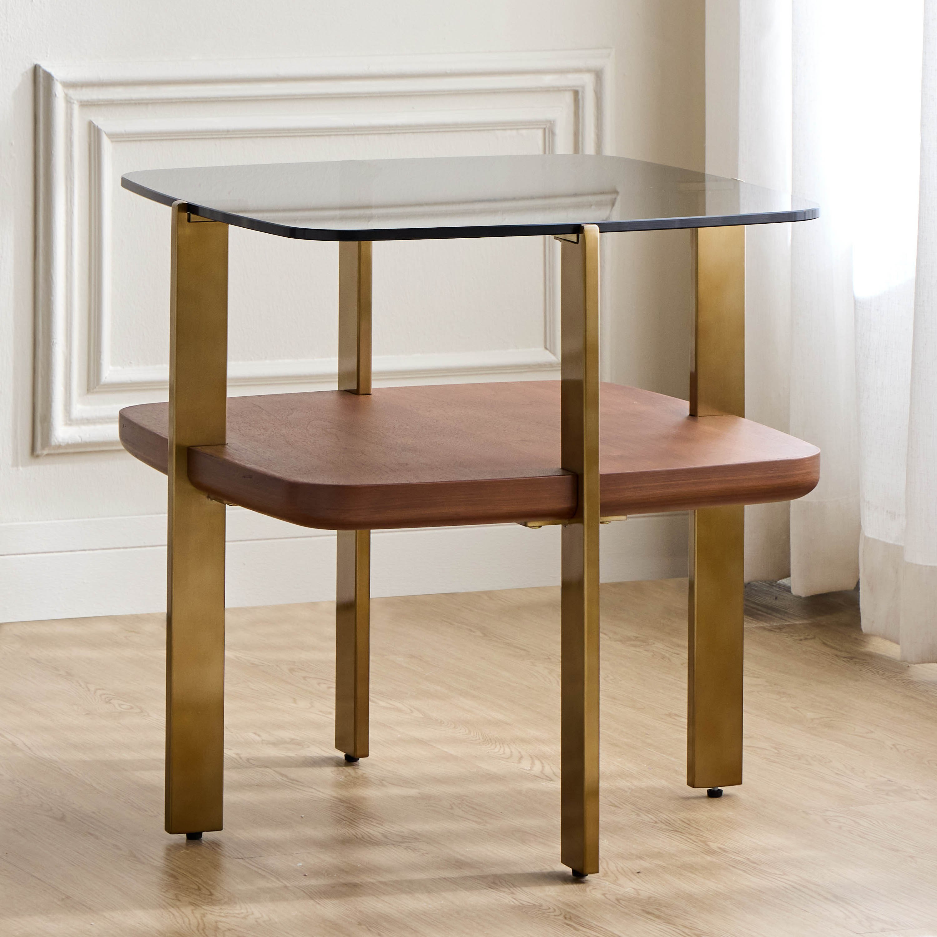 طاولة جانبية بسطح زجاج - فينلي-furniture-livingroom-sideandendtables-image-1
