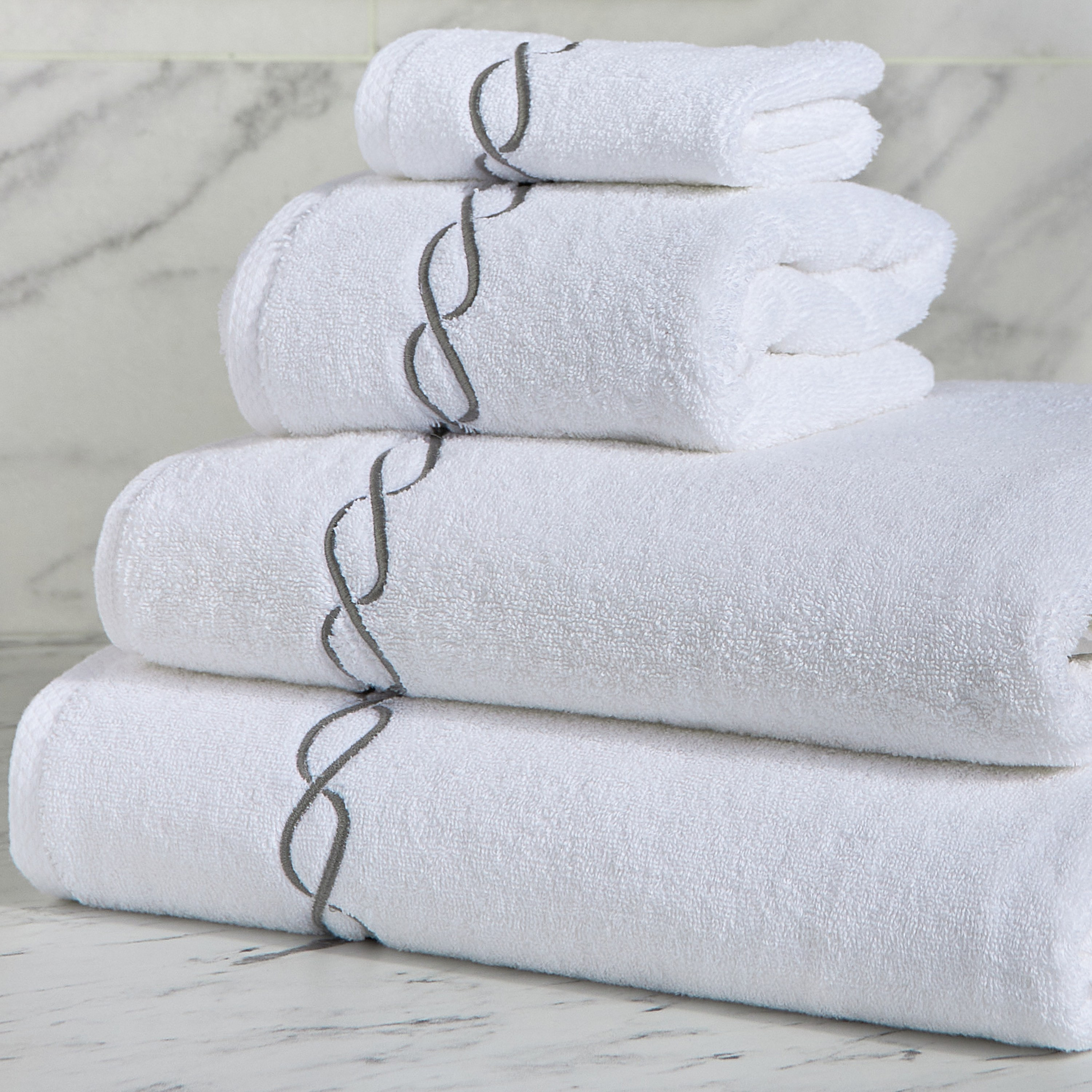 Waves 4-Piece Fingertip Towel Set - 30x30 cm-household-bathandlaundry-bathlinen-towels-image-4