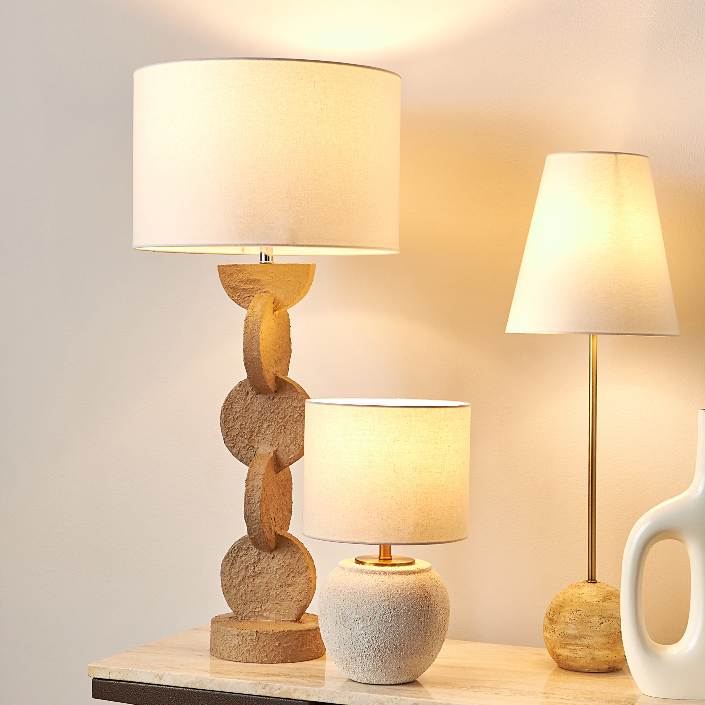 Laodica Ceramic Table Lamp - 38 cm-household-lighting-tableanddesklamps-image-4